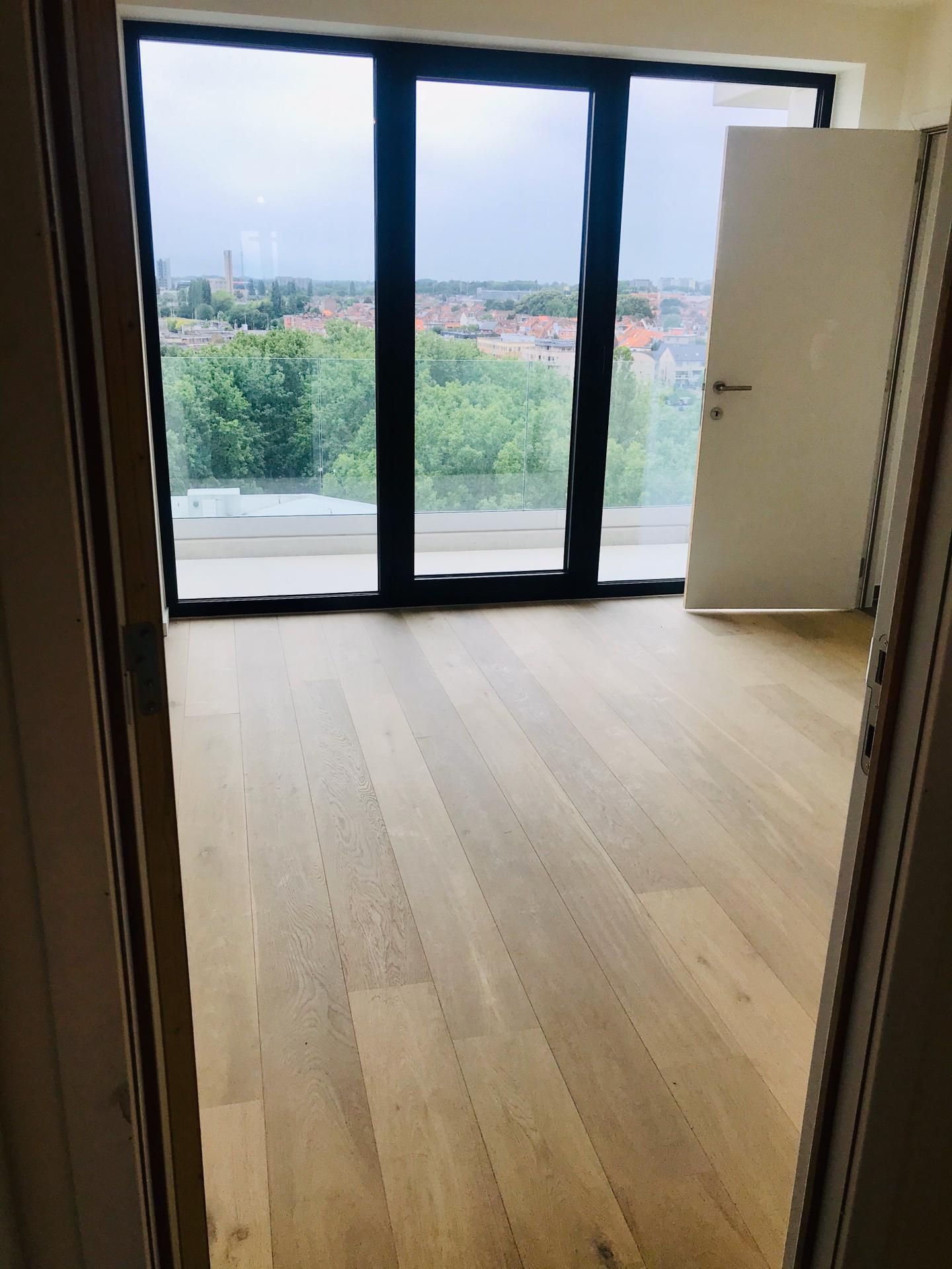 Beau studio plein sud avec terrasse de 25 m2 - foto 4