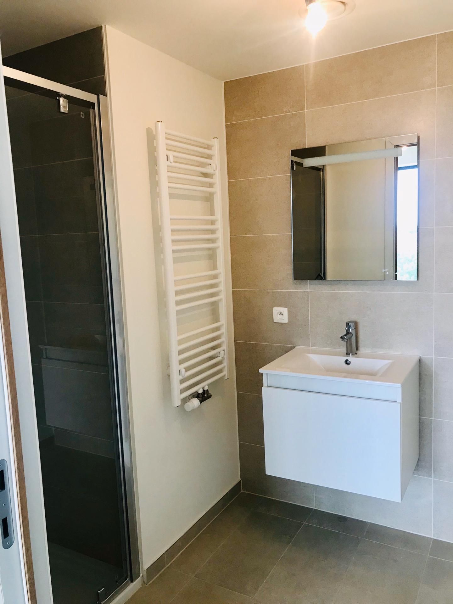 Beau studio plein sud avec terrasse de 25 m2 - foto 7