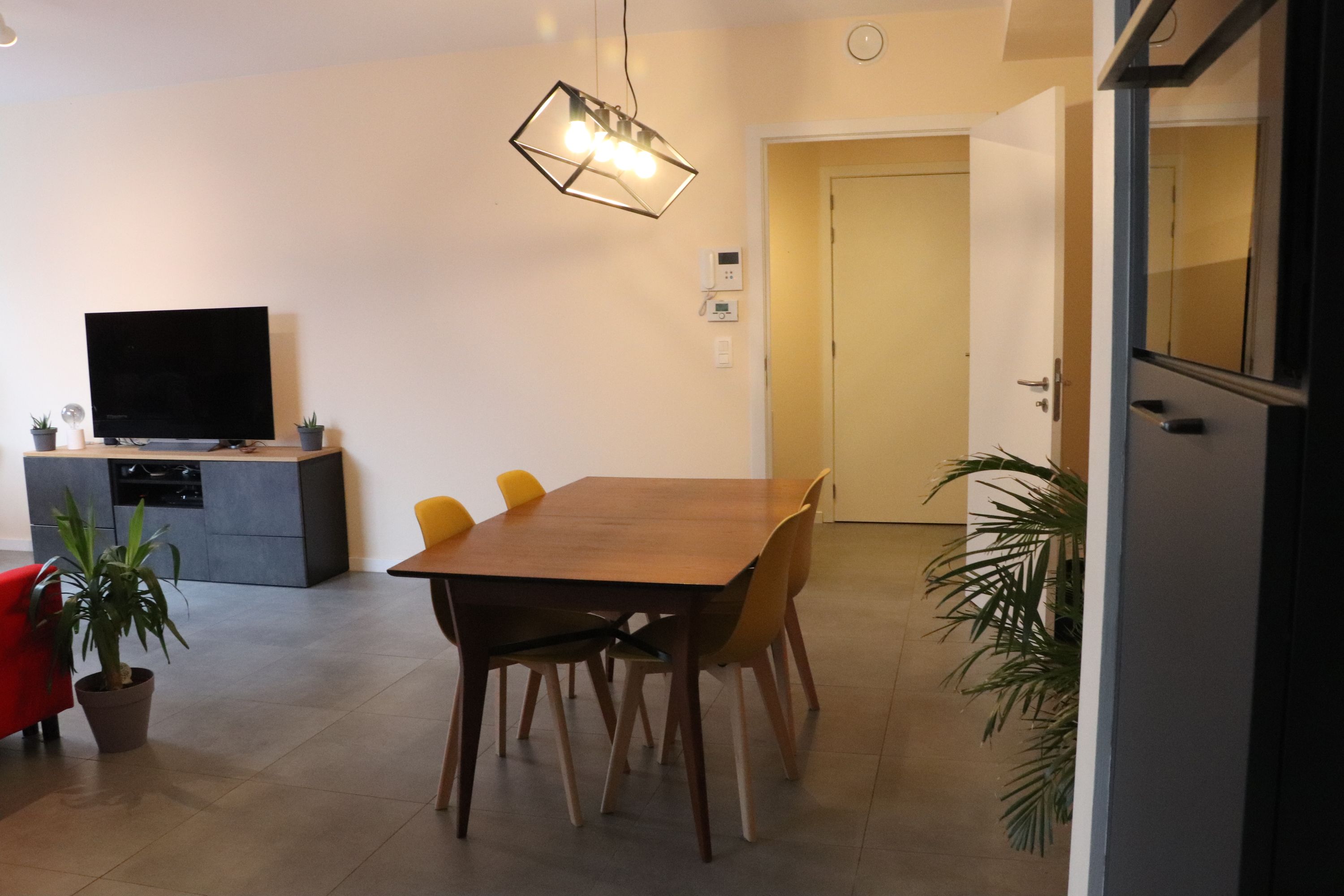 Ruim, lichtrijk en instapklaar appartement (EPC A) - foto 3