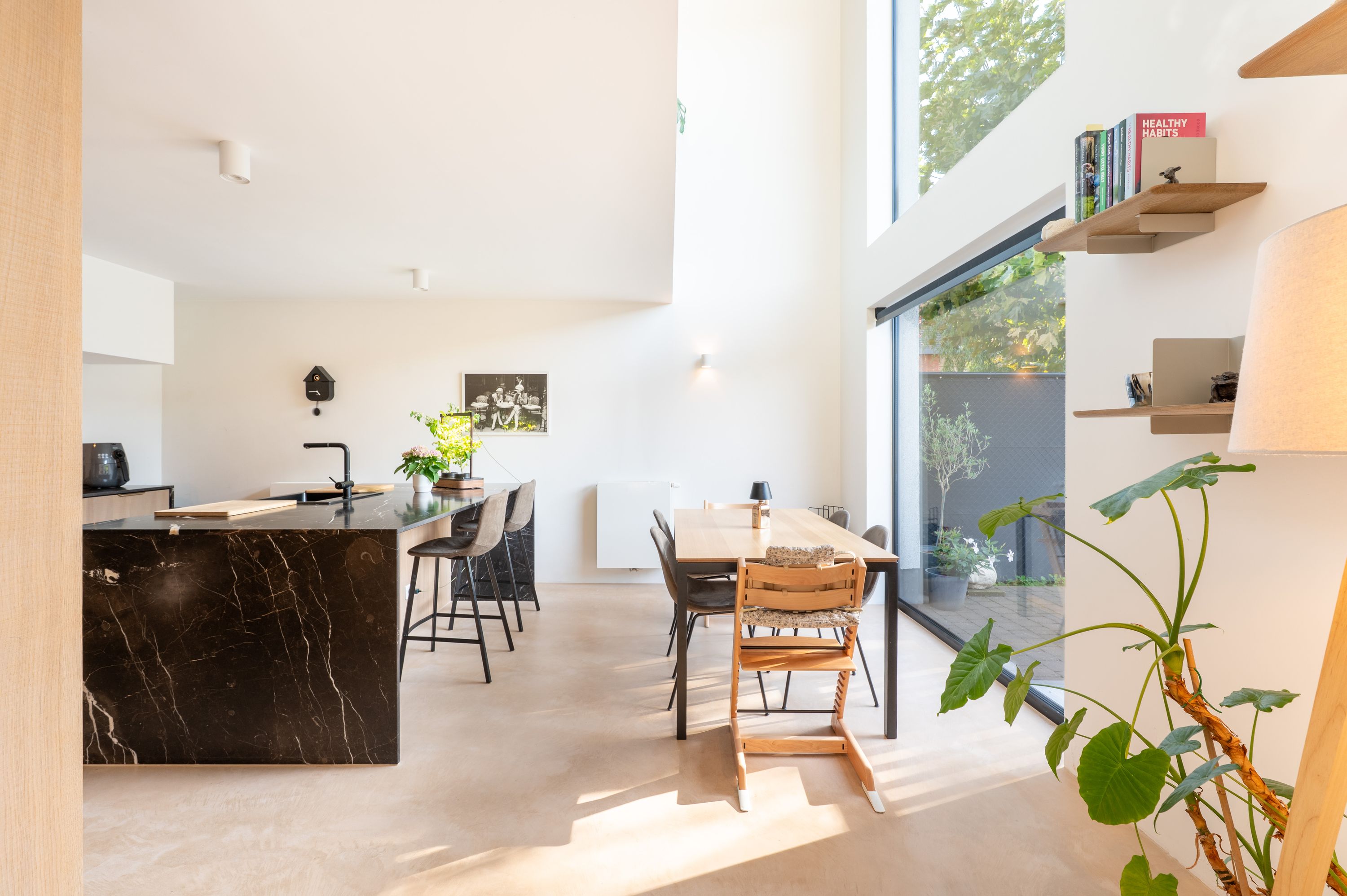 Exclusieve halfopen designwoning in Schoten: 273m2, 5 slaapkamers & 2 badkamer - foto 2