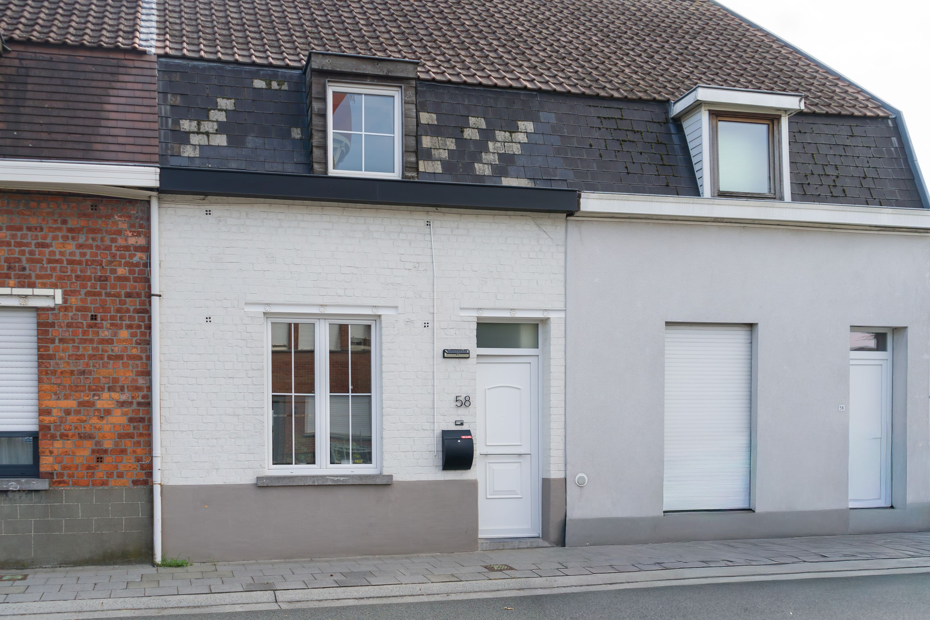 Instapklare moderne rijwoning met zonnig tuinterras in hartje Deinze 🏡✨ - foto 10