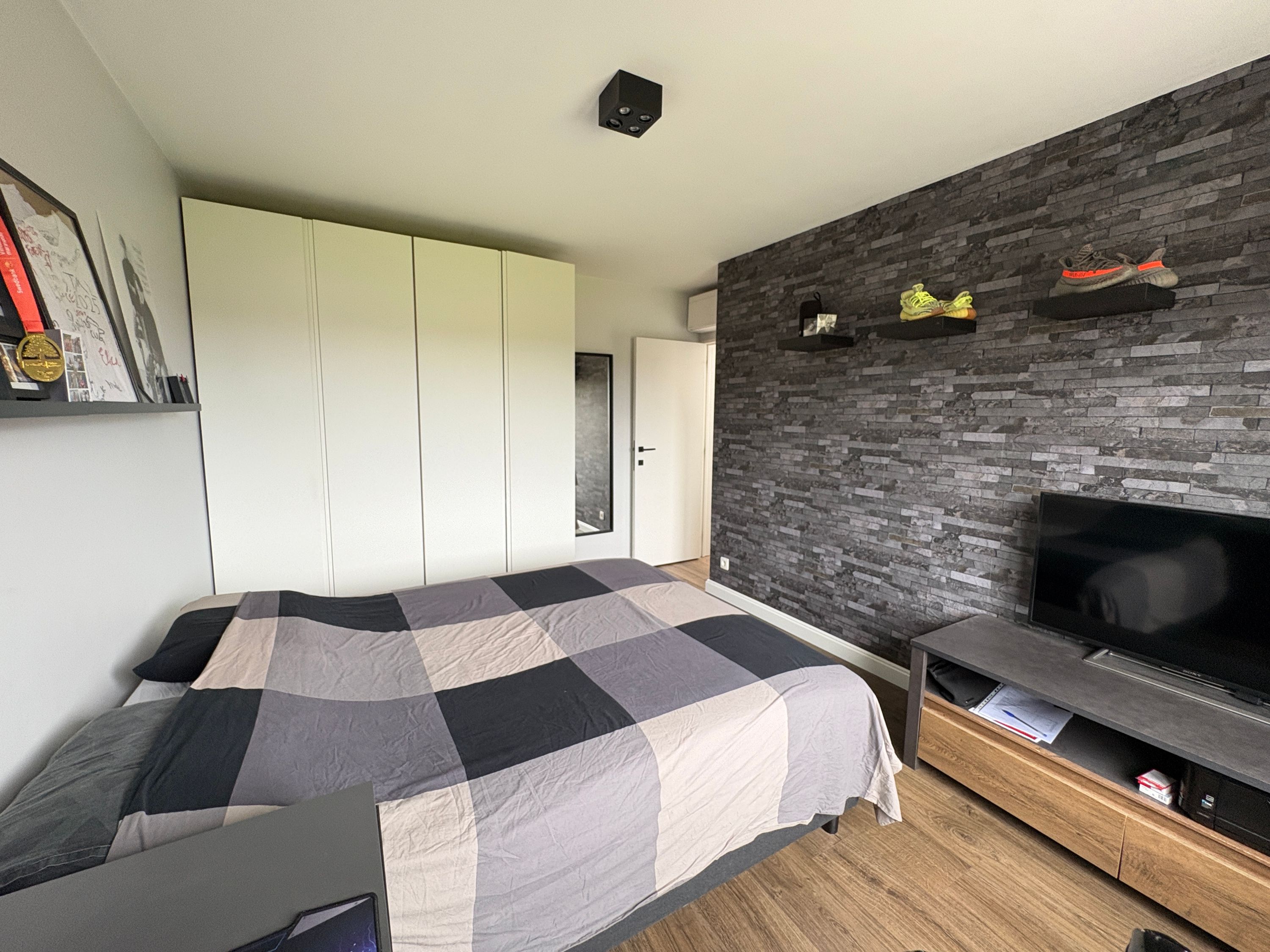 Lichtrijke bel-etage met zonnige ZW-tuin - foto 9