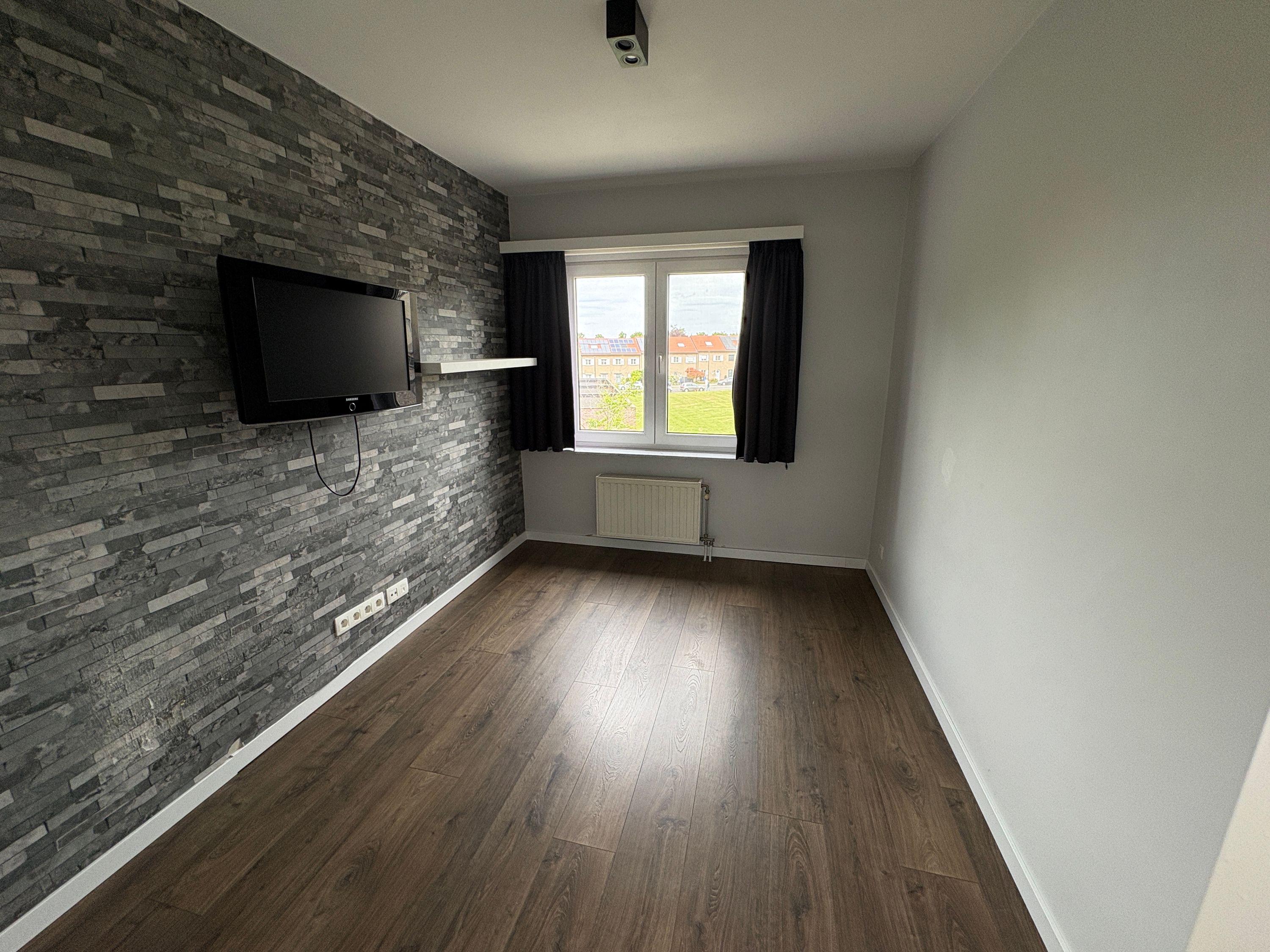 Lichtrijke bel-etage met zonnige ZW-tuin - foto 10