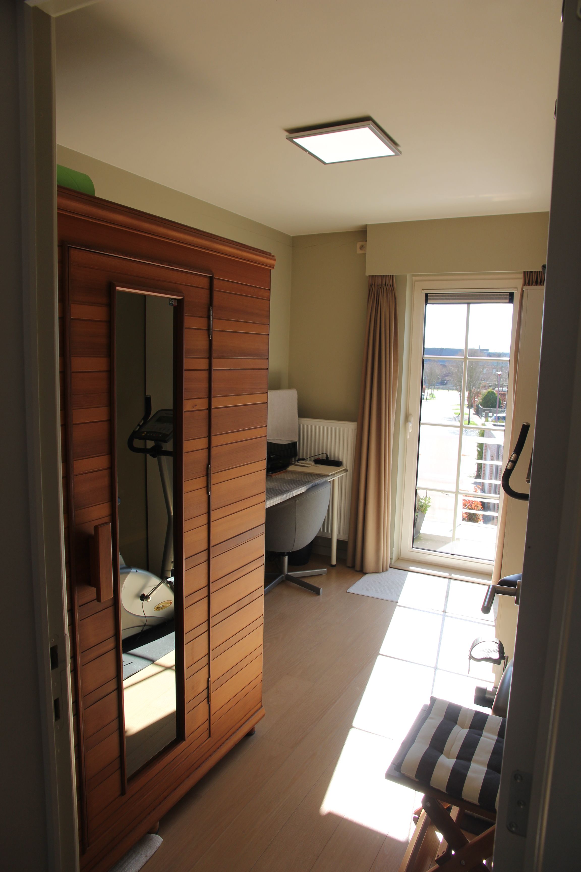 Instapklaar 3 gevel appartement op 1ste verdiep met lift en 2 terrassen - foto 9