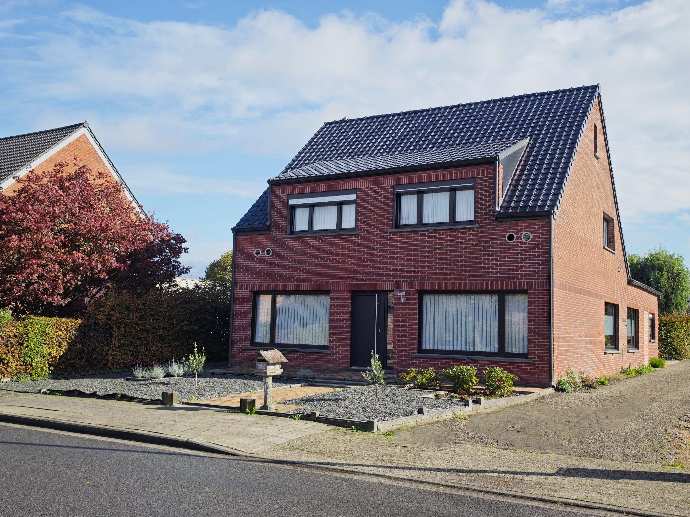 Gezinswoning met minstens 3 slaapkamers  - foto 2