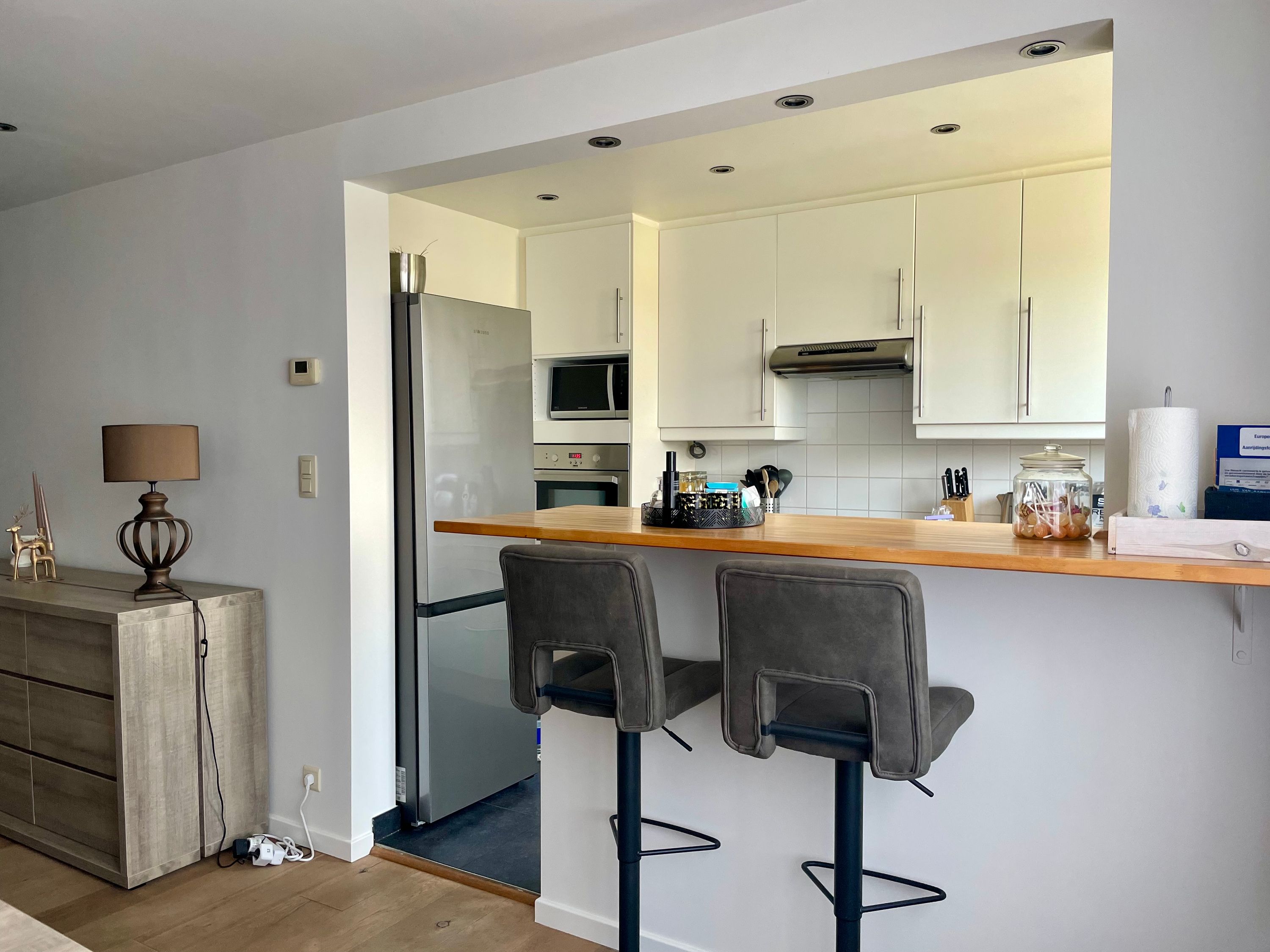 Instapklaar appartement met 2 slpks in rustige wijk! - foto 3