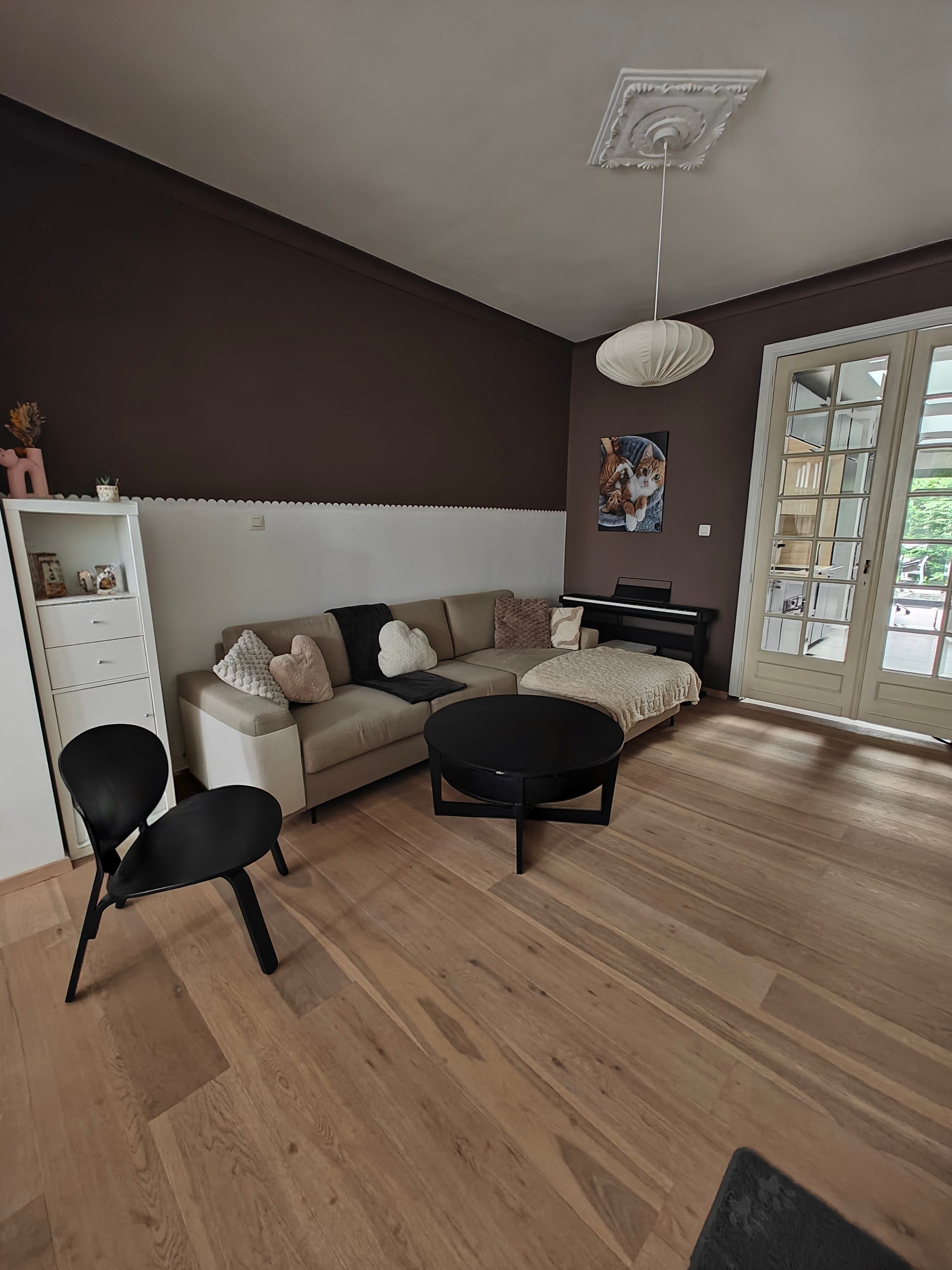 Charmant éénslaapkamerappartement met tuin - foto 3