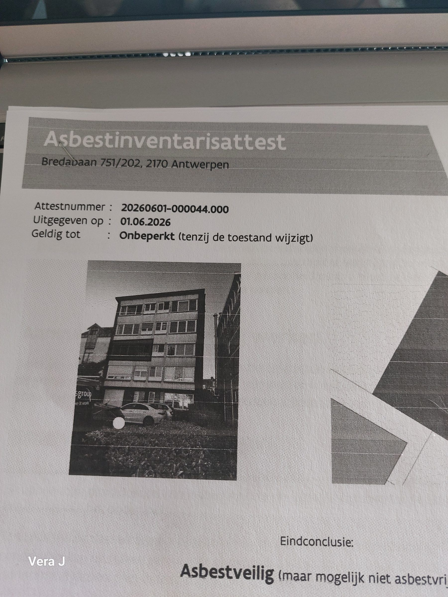 Ruim 2 slaapkamers appartement in Merksem met lift en parking ! - foto 9