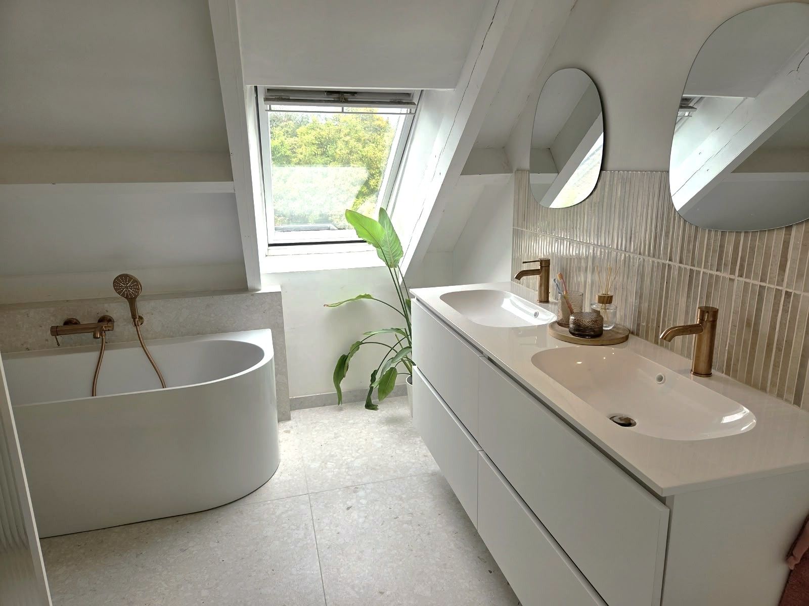 Instapklare halfopen woning in doodlopende straat - foto 4