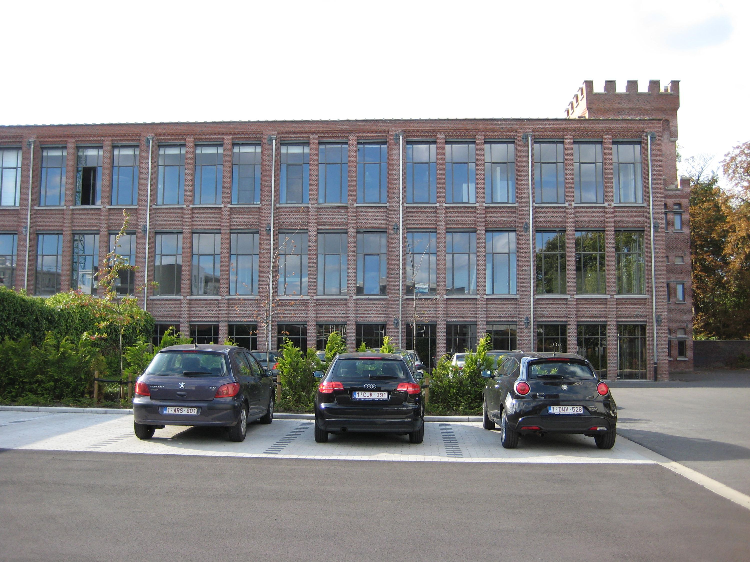 Lichtrijke loft in prachtig gebouw dicht bij centrum - foto 5