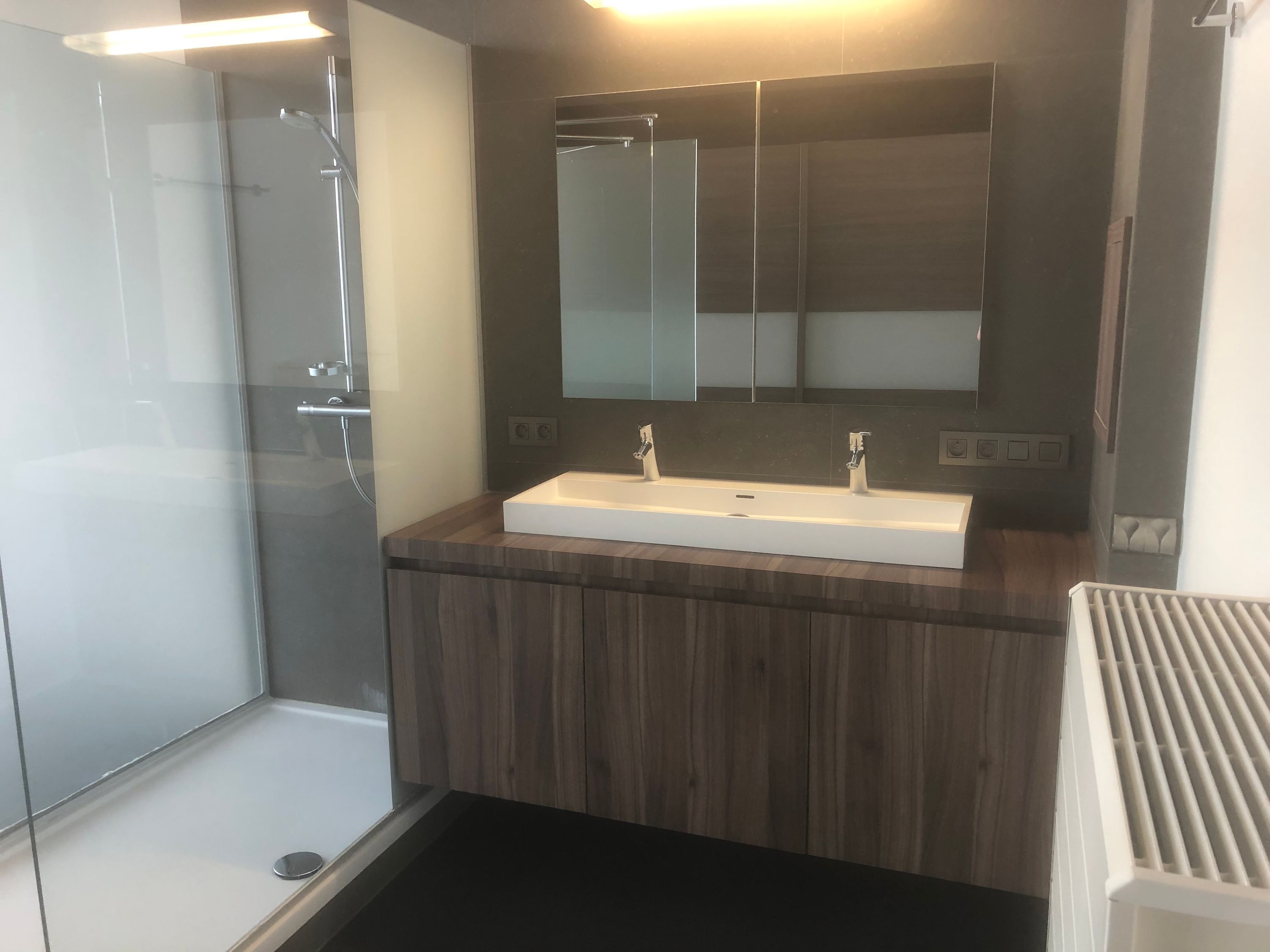 Lichtrijke loft in prachtig gebouw dicht bij centrum - foto 9