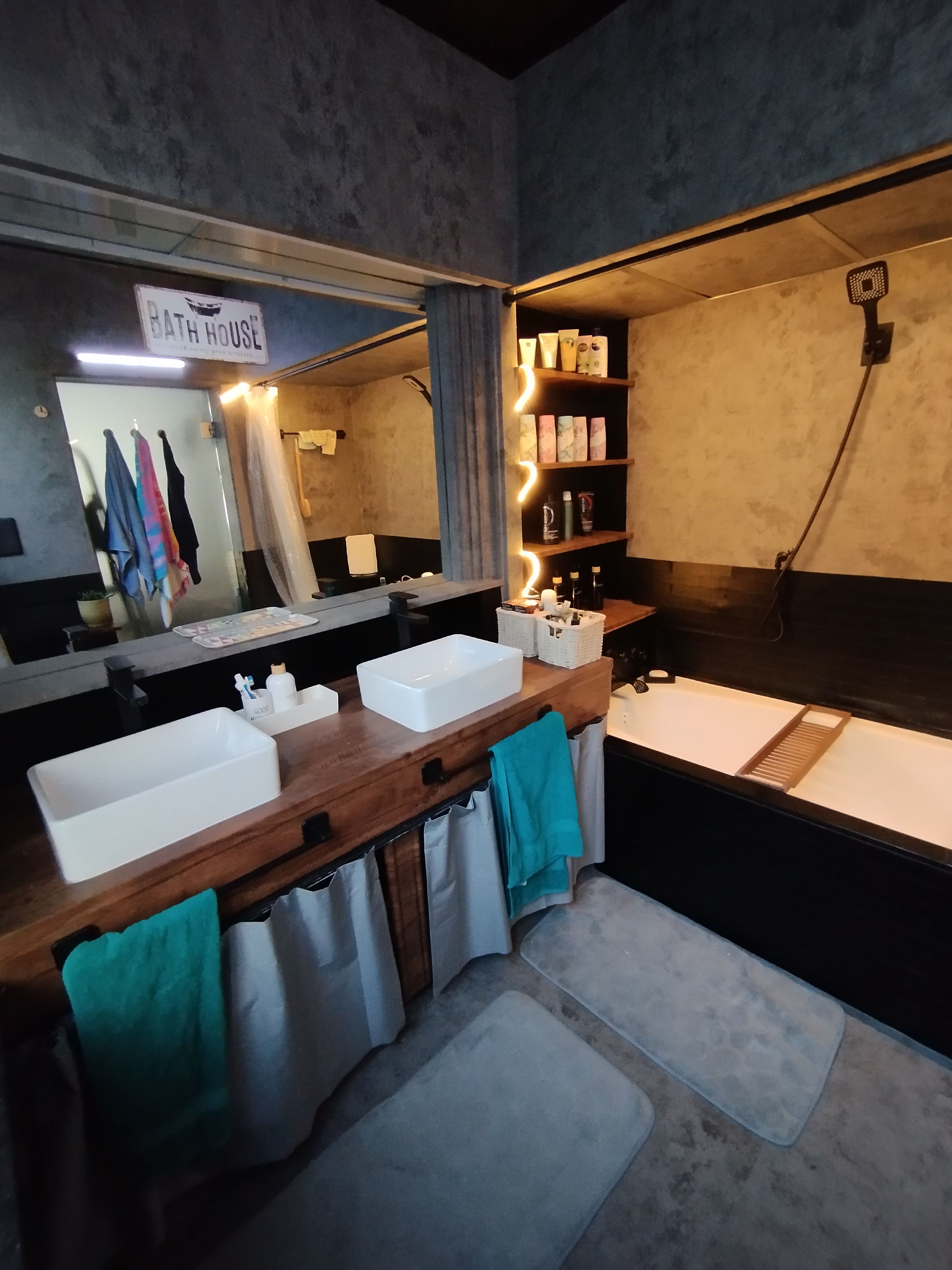 Uitzonderlijke woning aan de voet van de Zimmertoren  - foto 7