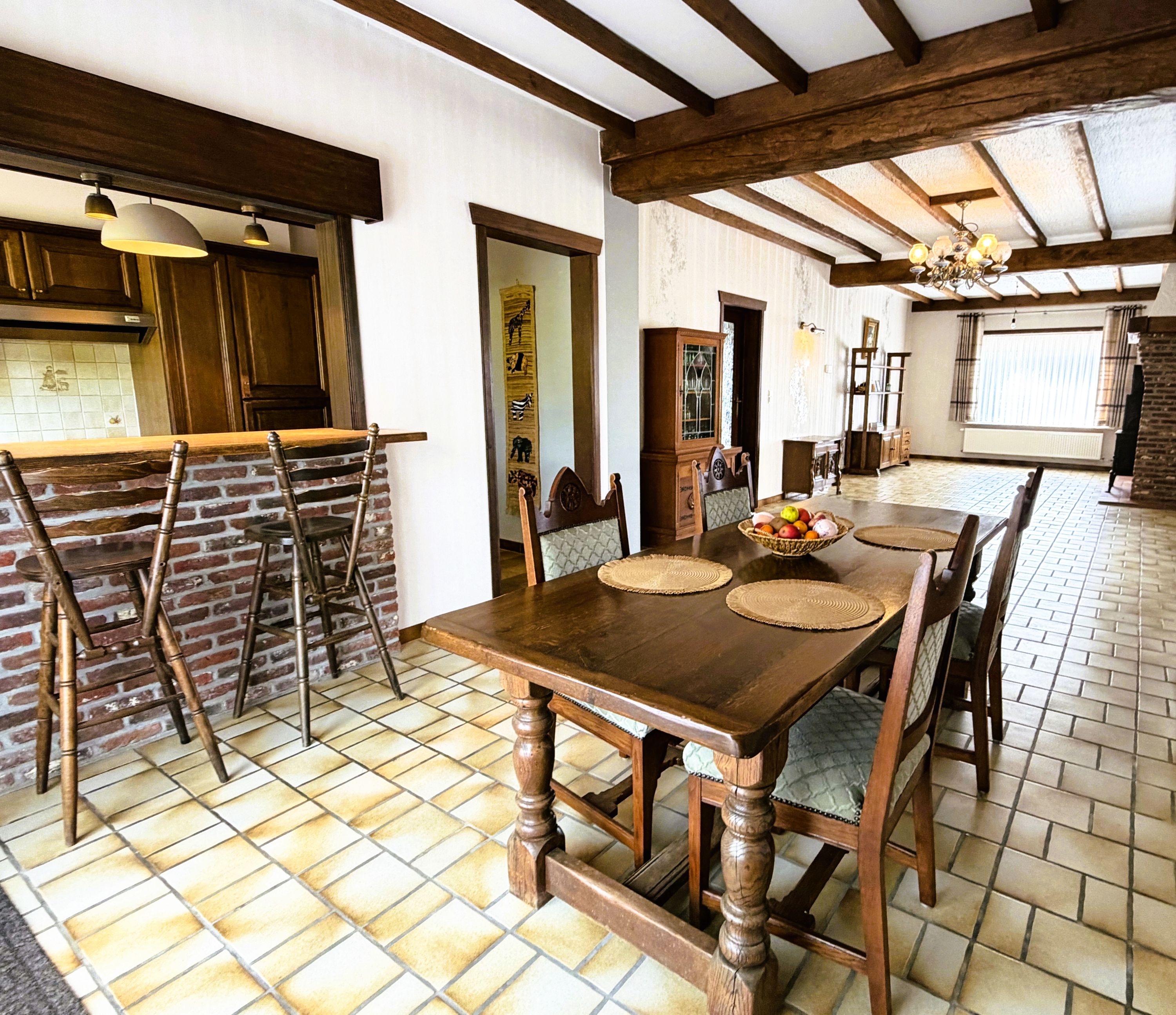 Vrijstaande woning met handelsruimte en potentieel voor 6 à 7 slaapkamers - foto 6