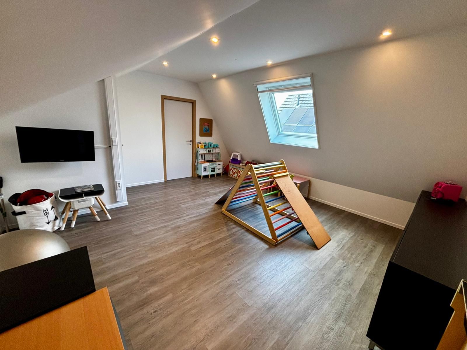 Instapklare energiezuinige gezinswoning in een doodlopende straat. - foto 8