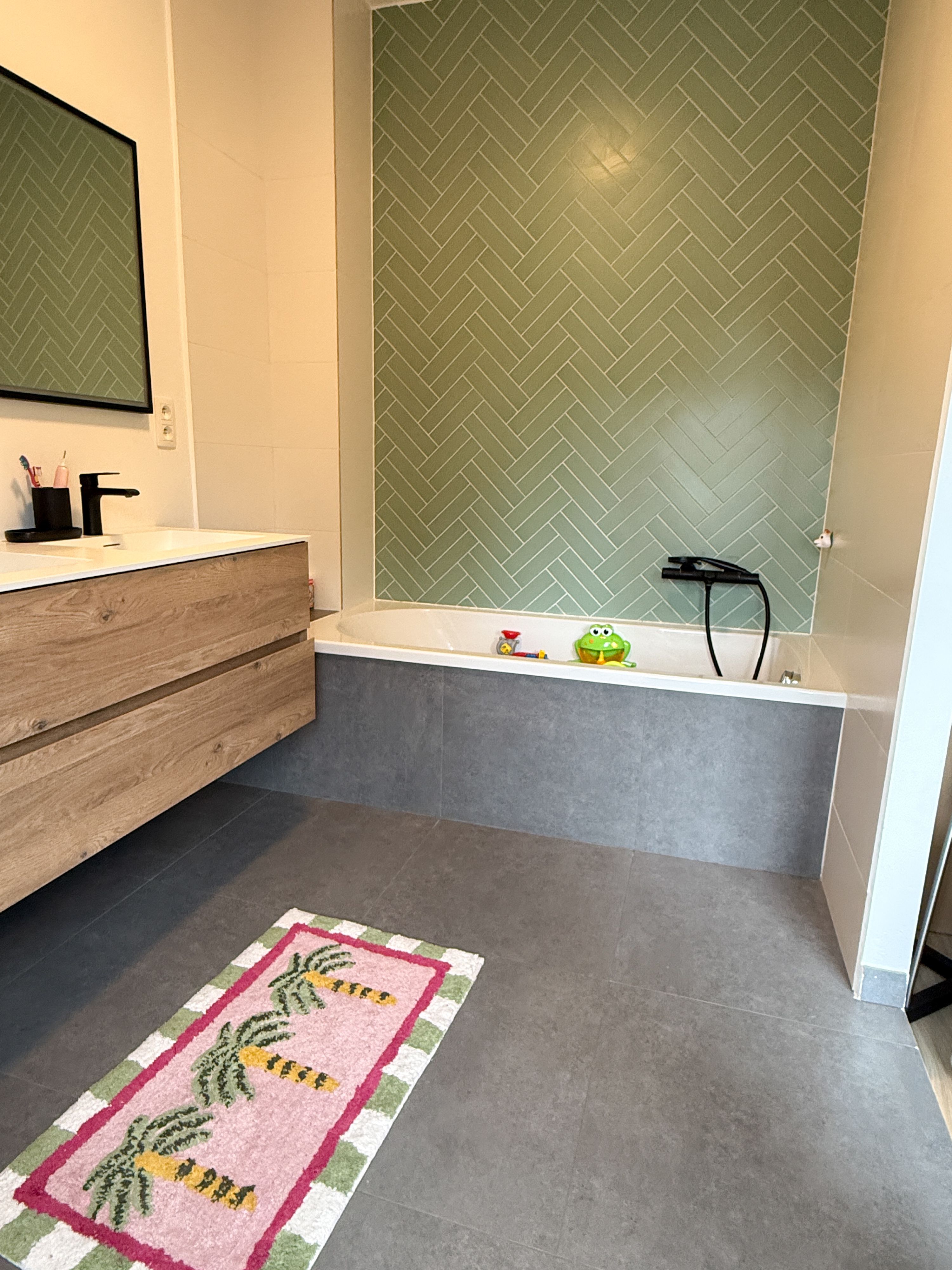 Mooie half-open woning met 3 slaapkamers en tuin - foto 8
