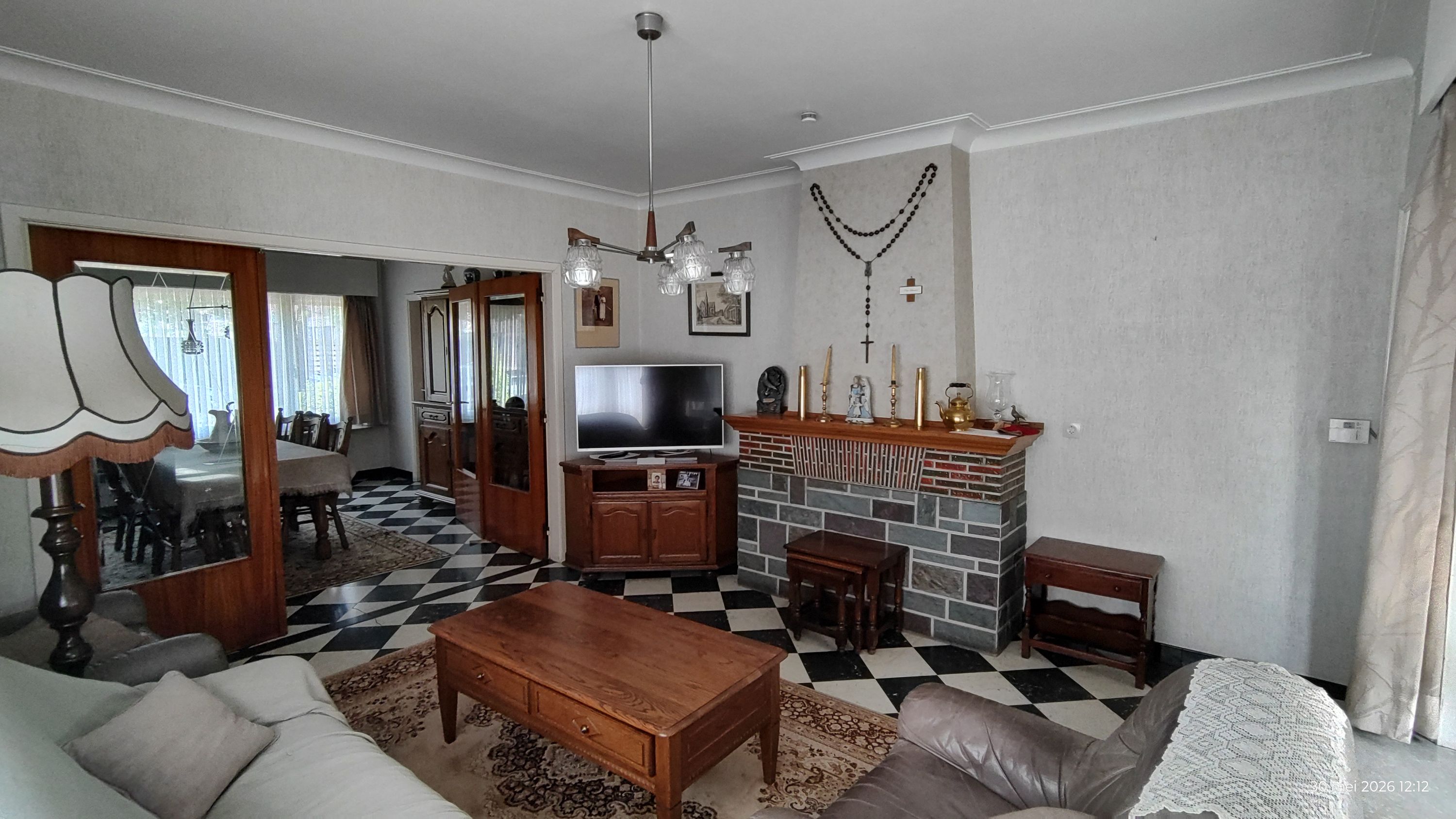 Ruime, lichte, op te frissen woning met centrale ligging. - foto 6