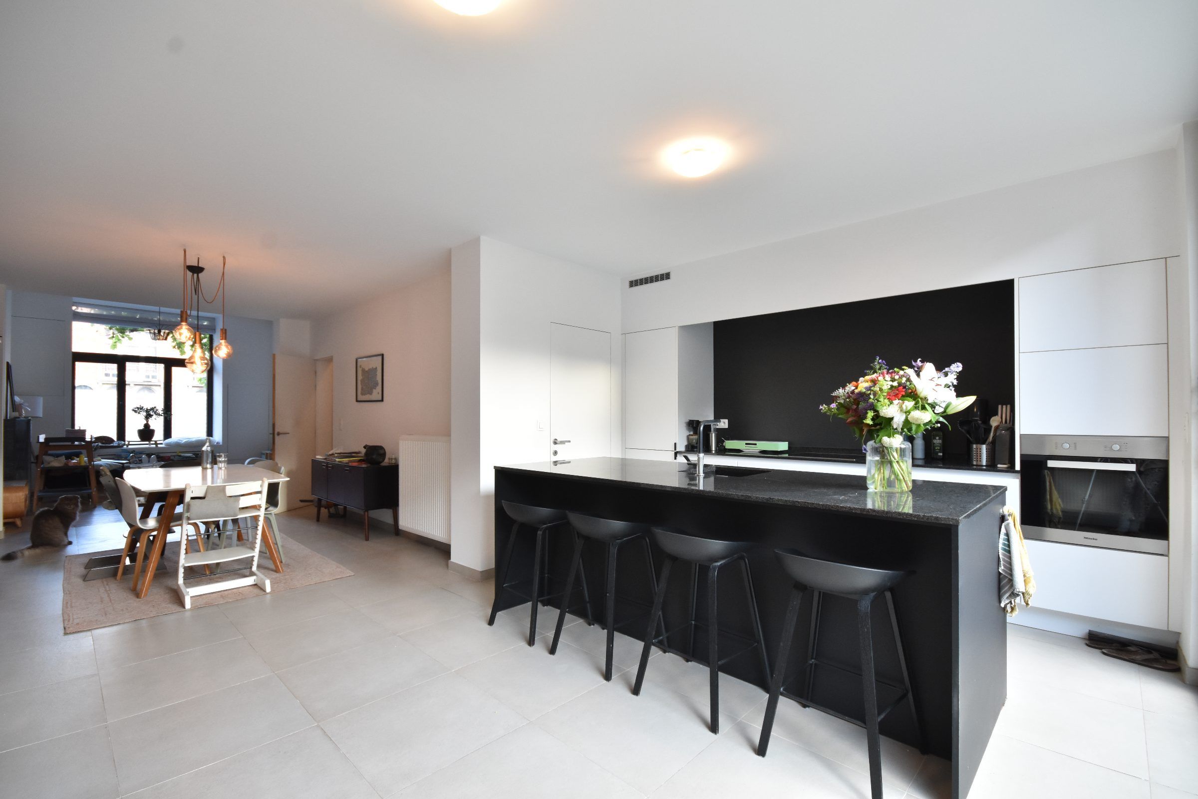 Instapklare, ruime en lichtrijke woning in Gent  - foto 9