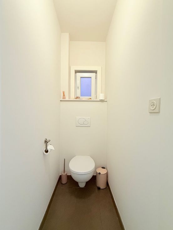 Recent gerenoveerd hoekappartement - 3 slaapkamers + Parking - foto 5