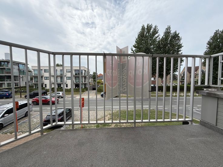 Recent gerenoveerd hoekappartement - 3 slaapkamers + Parking - foto 7