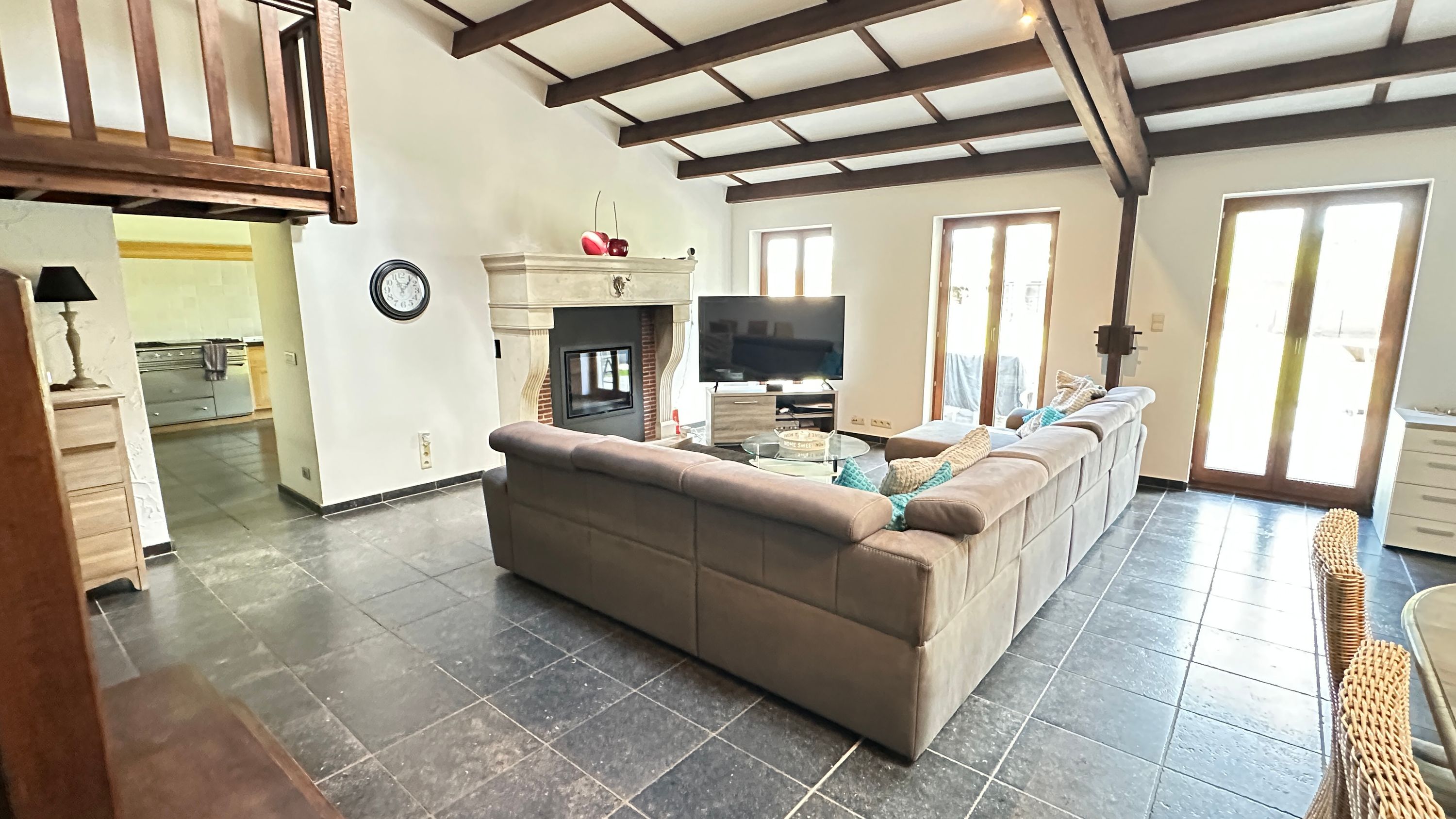 Unieke woning met enorme loods (320 m²) en oase van rust in hartje Lebbeke - foto 6