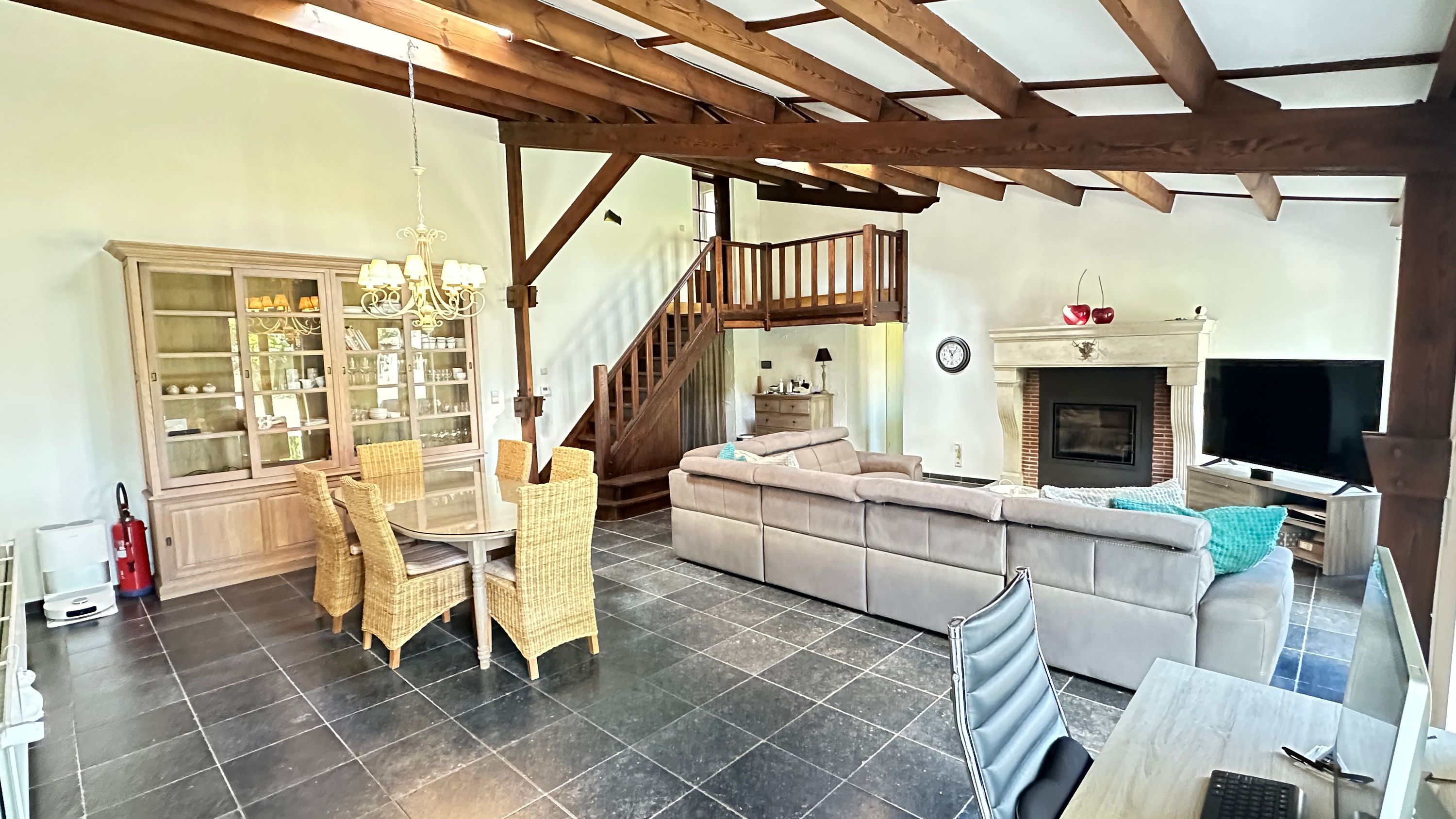 Unieke woning met enorme loods (320 m²) en oase van rust in hartje Lebbeke - foto 7