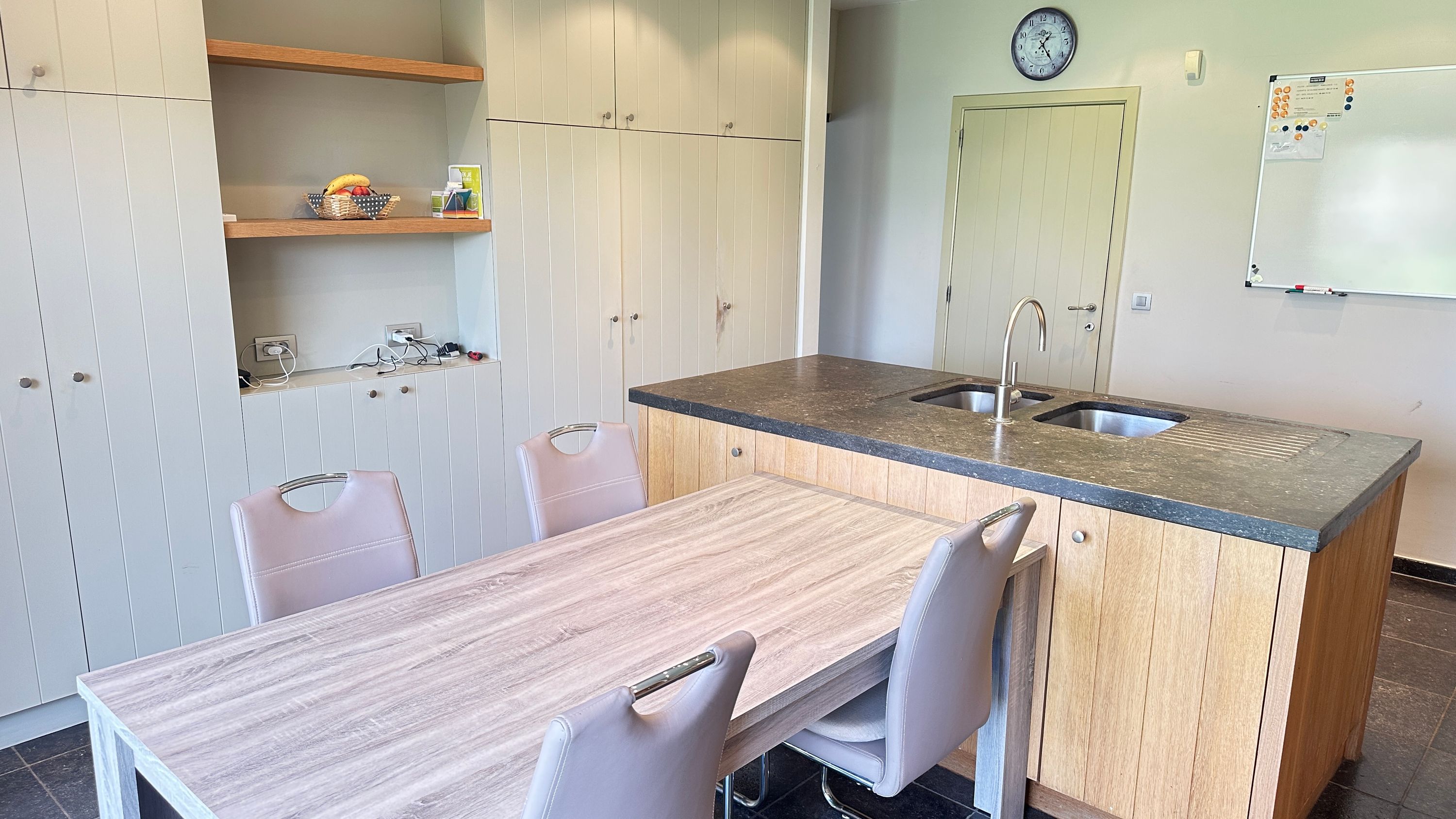 Unieke woning met enorme loods (320 m²) en oase van rust in hartje Lebbeke - foto 11