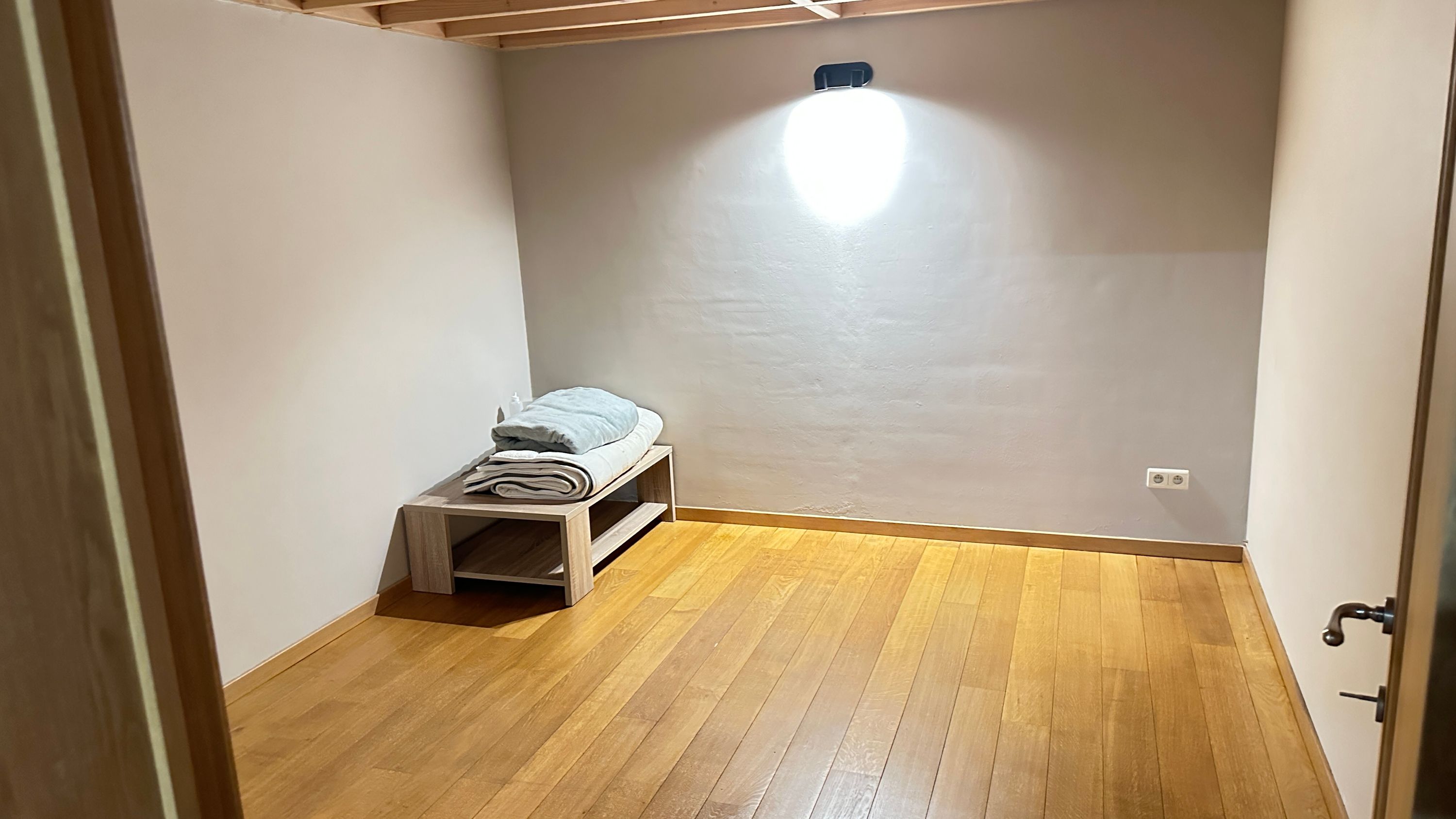 Unieke woning met enorme loods (320 m²) en oase van rust in hartje Lebbeke - foto 19