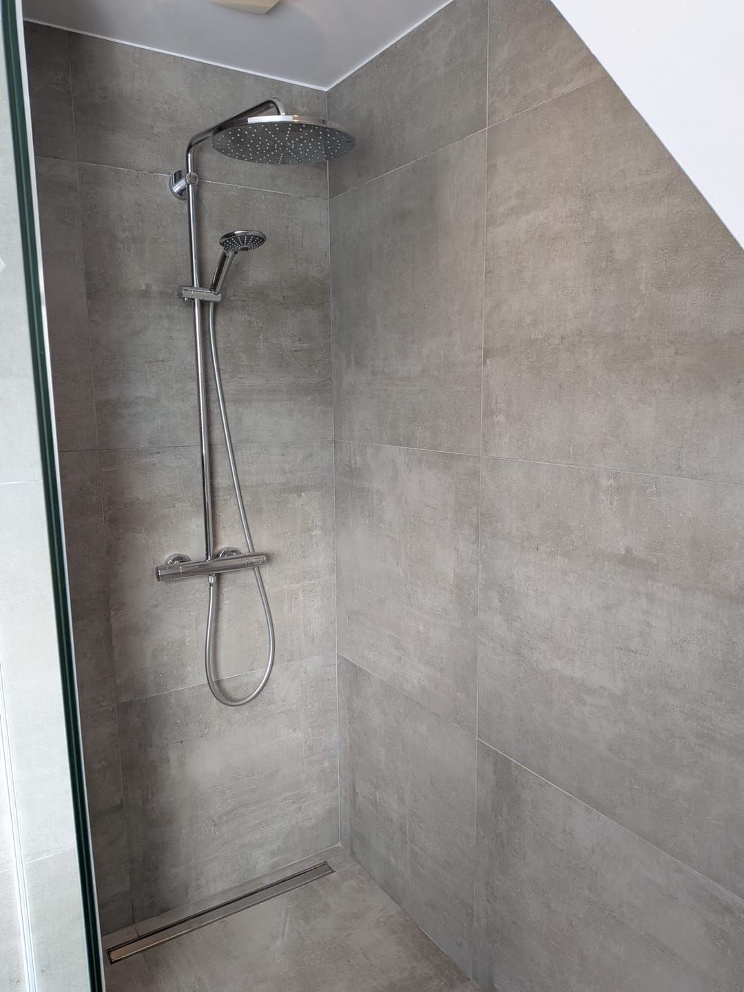 Instapklare, gerenoveerde open woning met zuigerichte tuin - foto 8