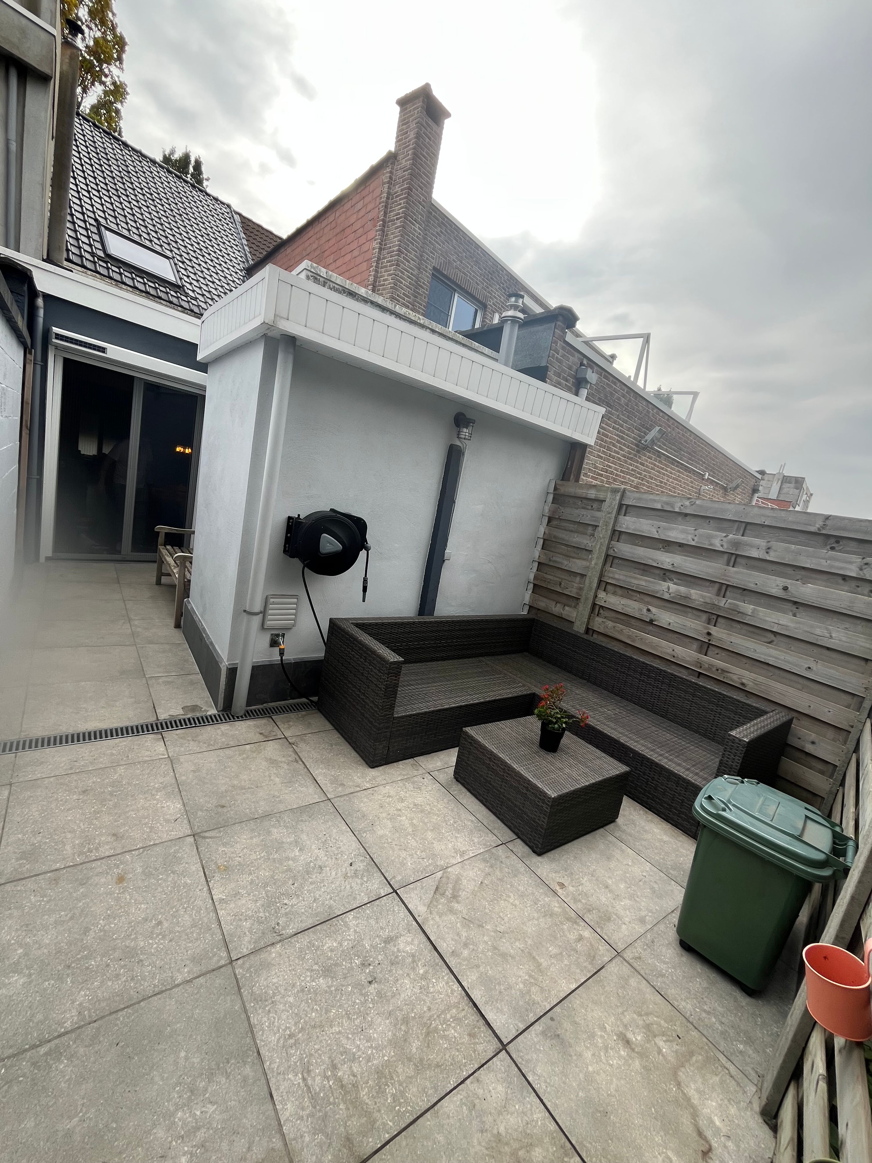 Instapklare starterswoning met 2 slaapkamers en een stadstuin  - foto 8