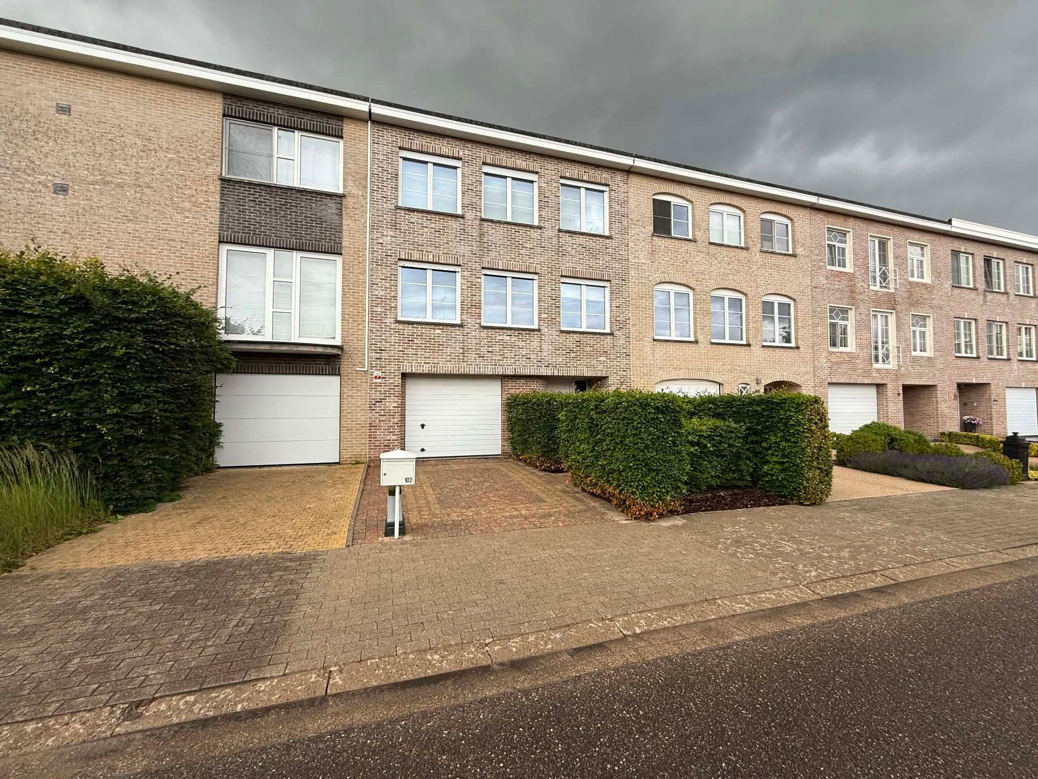 Prachtige bel-etage woning rustig gelegen maar toch kort bij het centrum,schol… - foto 2