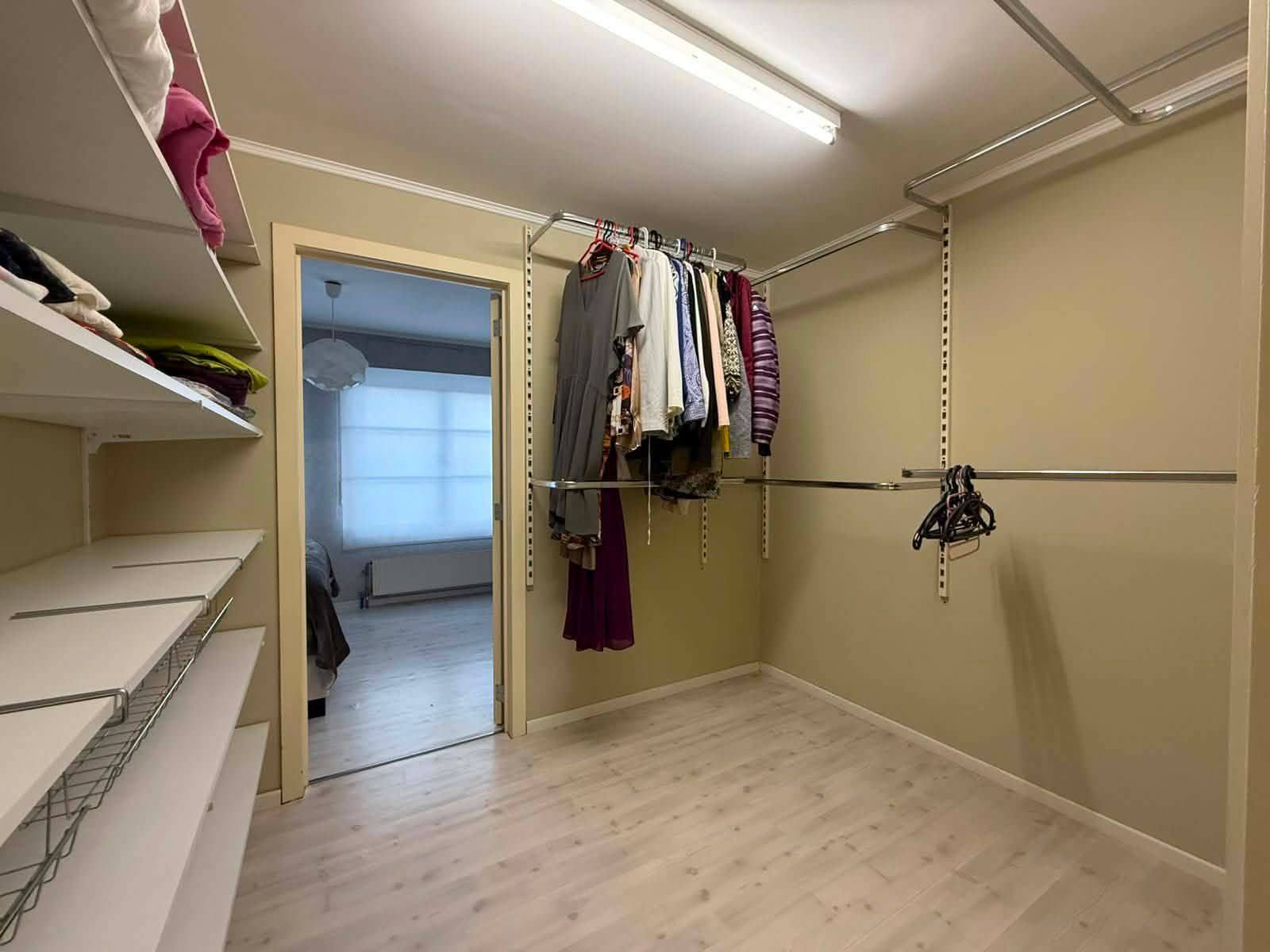 Prachtige bel-etage woning rustig gelegen maar toch kort bij het centrum,schol… - foto 12