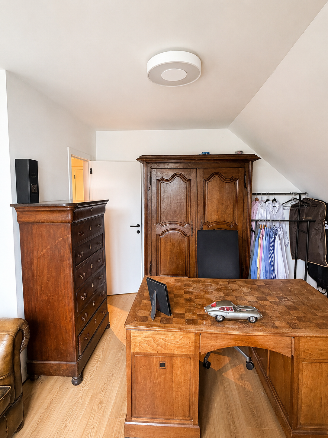 Halfopen BEN-woning met tuin en garage bij Gent - foto 9