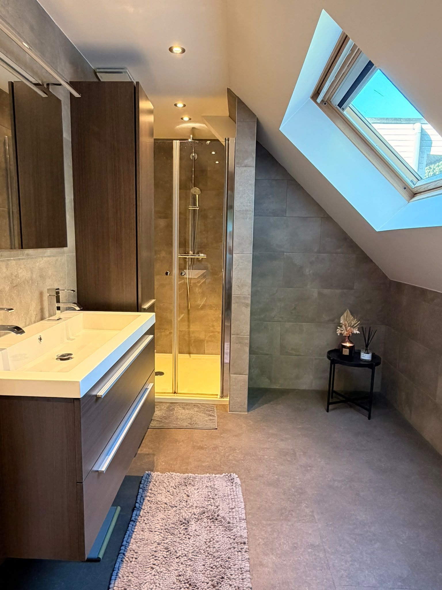 Gerenoveerde woning met 3 slaapkamer en bureau - foto 5