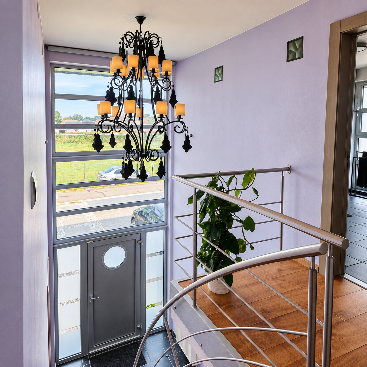 Vrijstaande villa met 4 slpk., tuin en topligging - foto 8