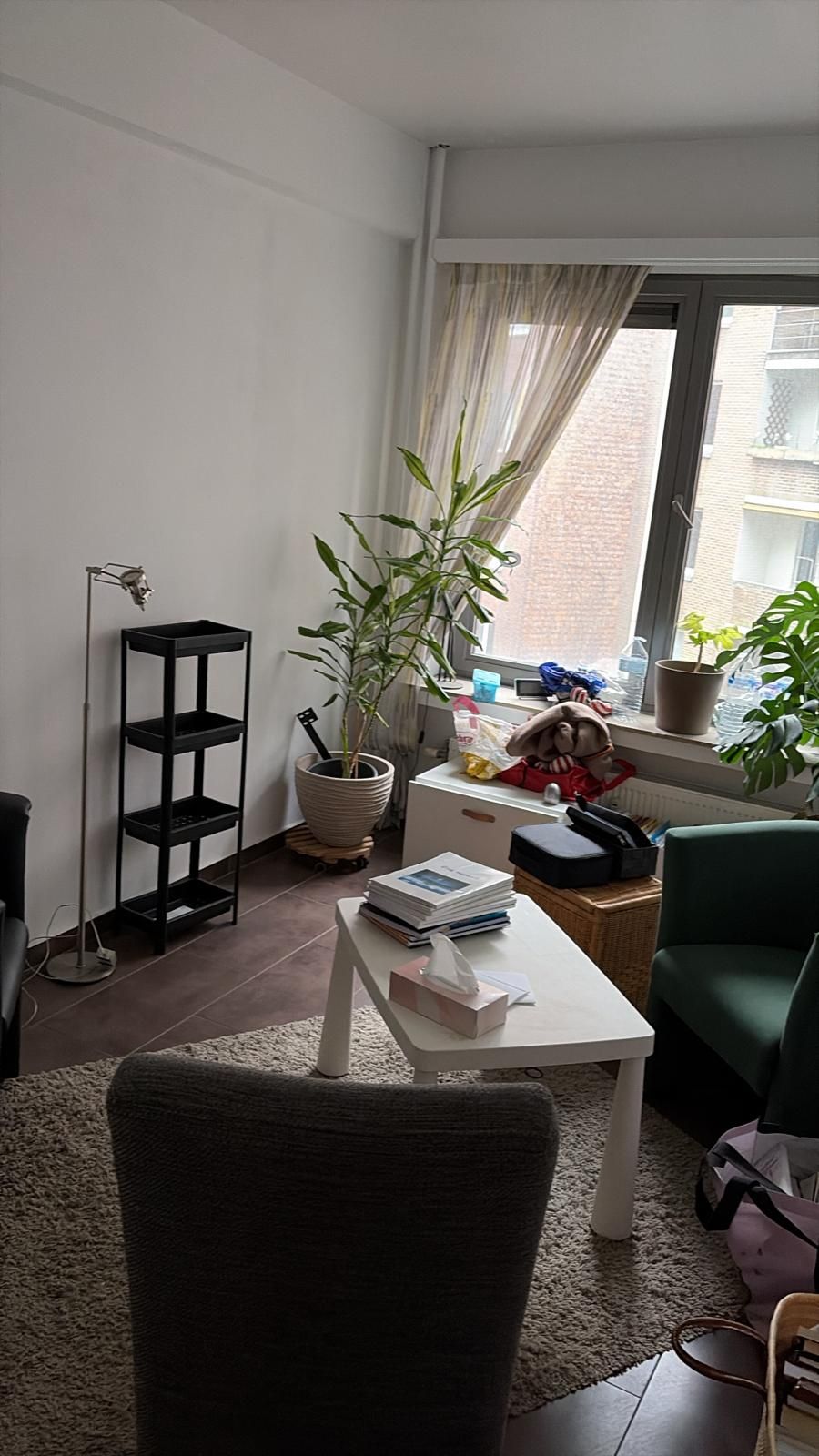 Lichtrijk appartement met 2 slaapkamers in een goede buurt - foto 3