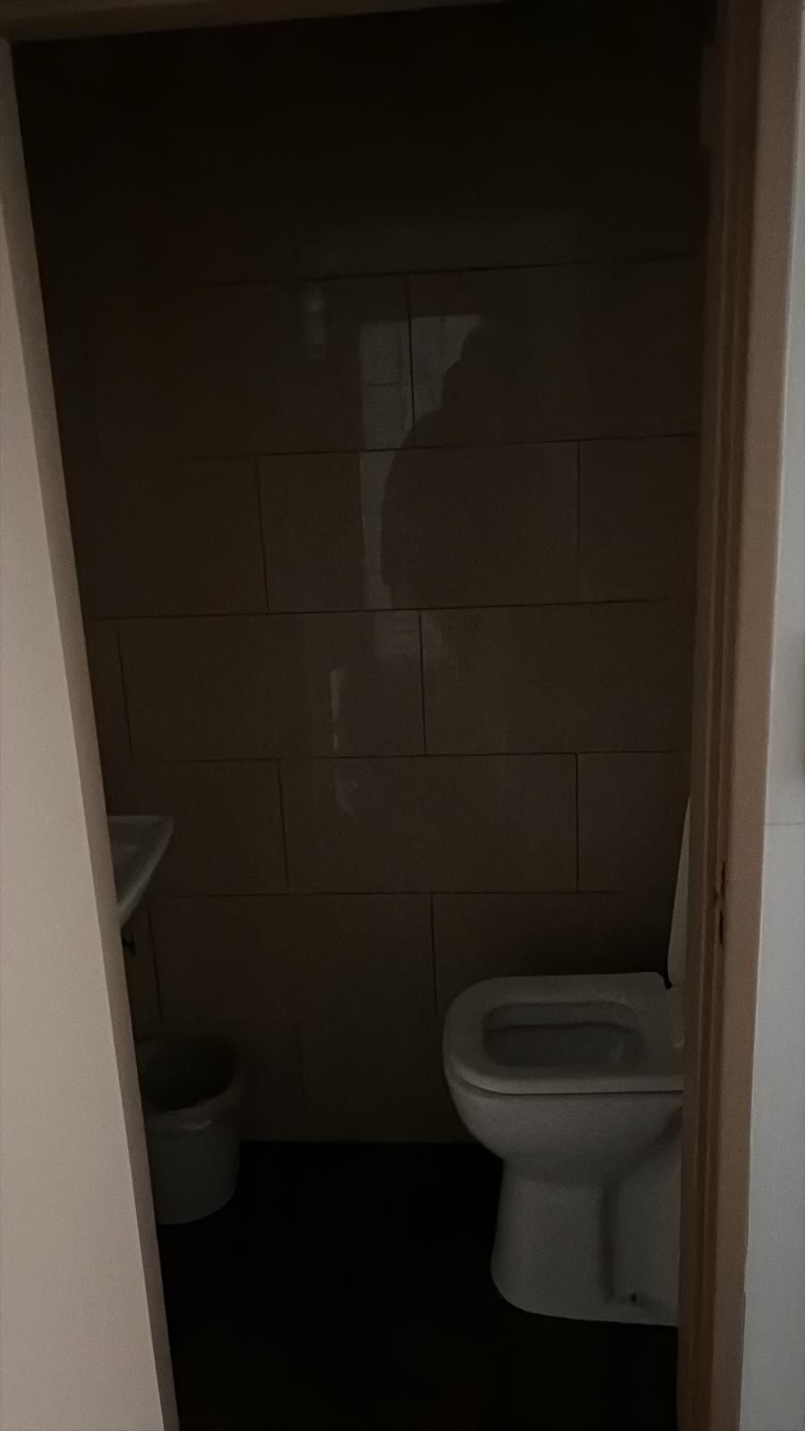 Lichtrijk appartement met 2 slaapkamers in een goede buurt - foto 9