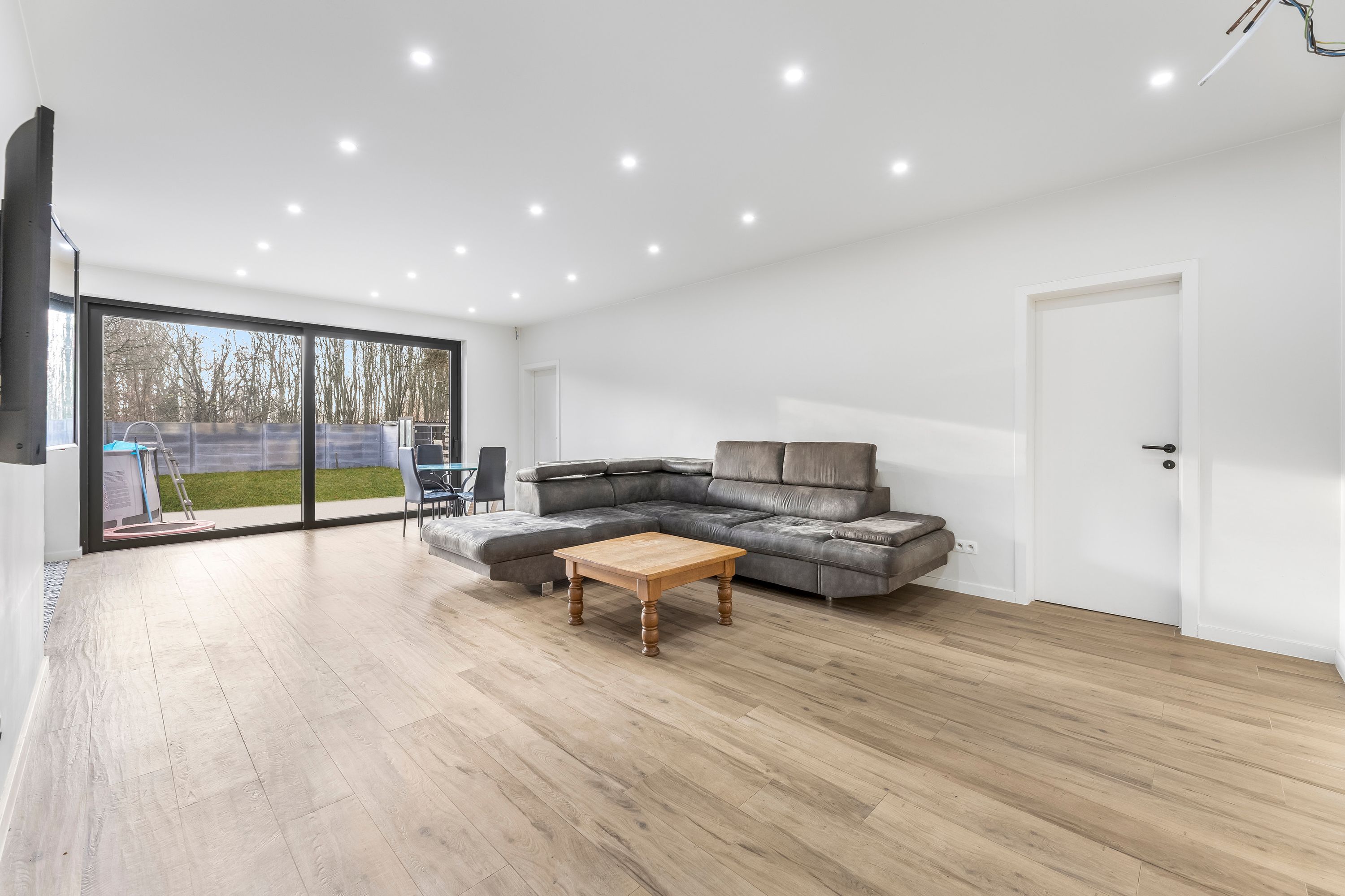 Ruime vrijstaande woning in Elewijt met 1111 m² perceel - foto 2