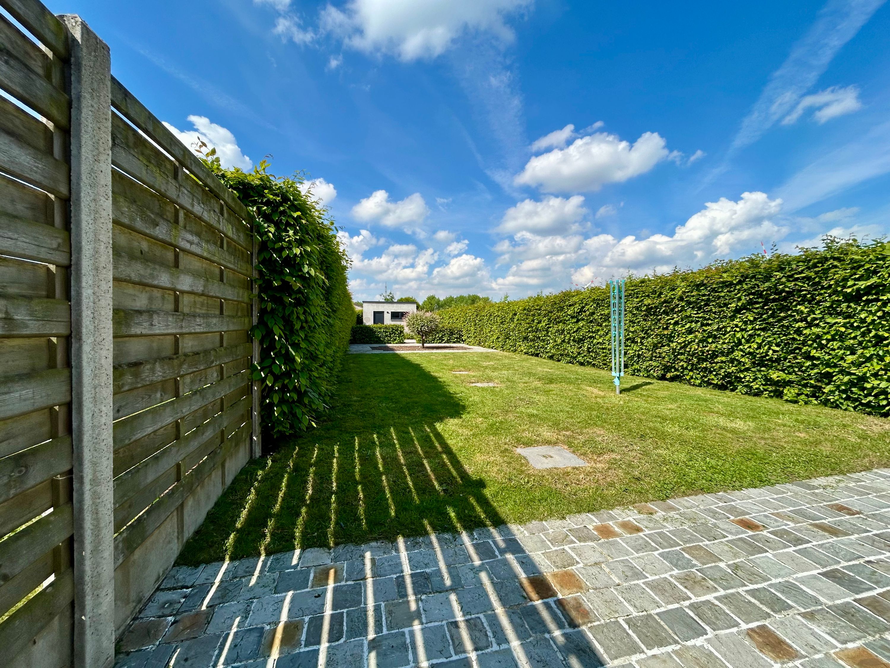 Instapklare, energiezuinige woning met zonnige tuin in rustige straat te Gistel. - foto 7