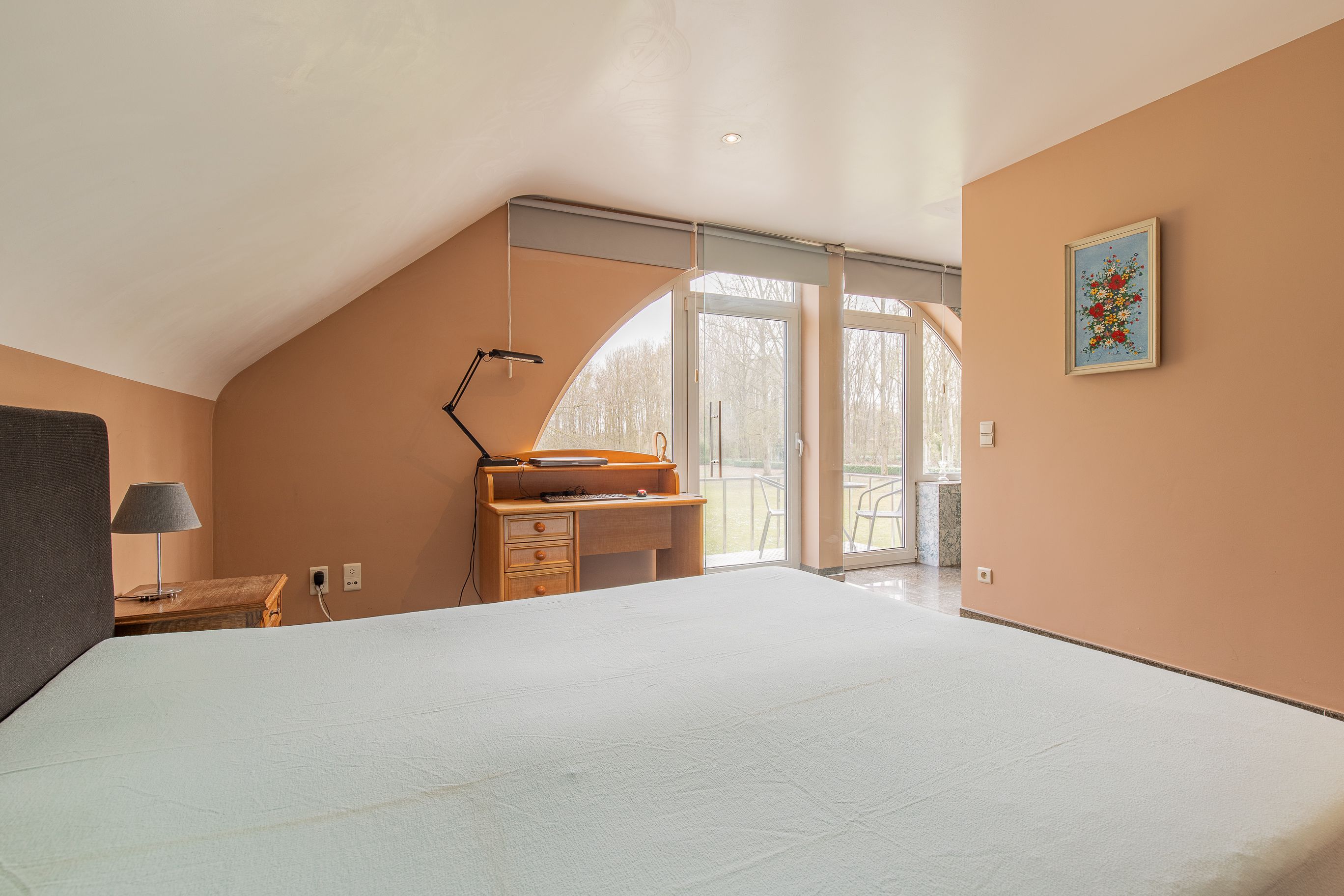 Uitzonderlijk rustig gelegen villa in park - foto 8