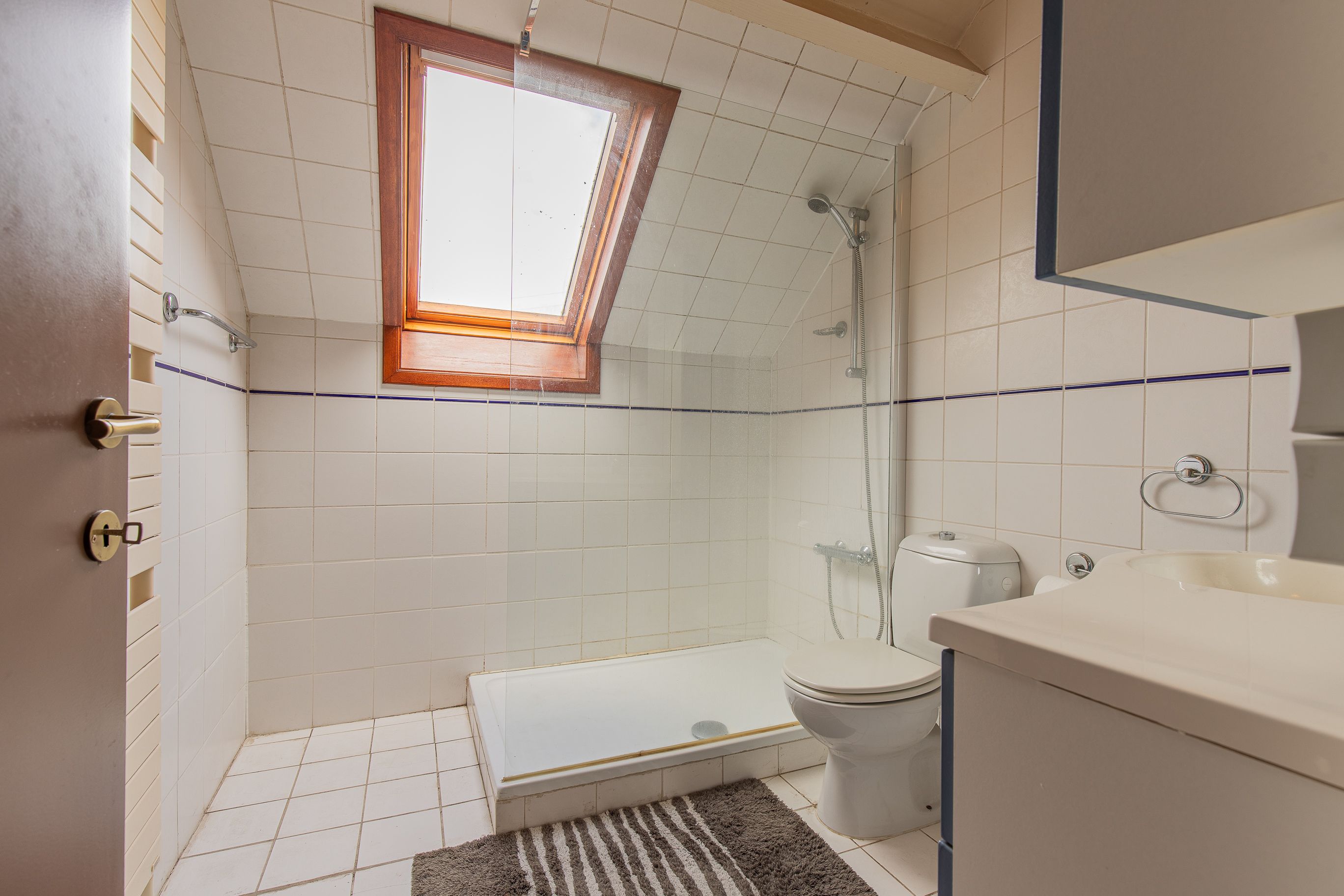 Uitzonderlijk rustig gelegen villa in park - foto 15