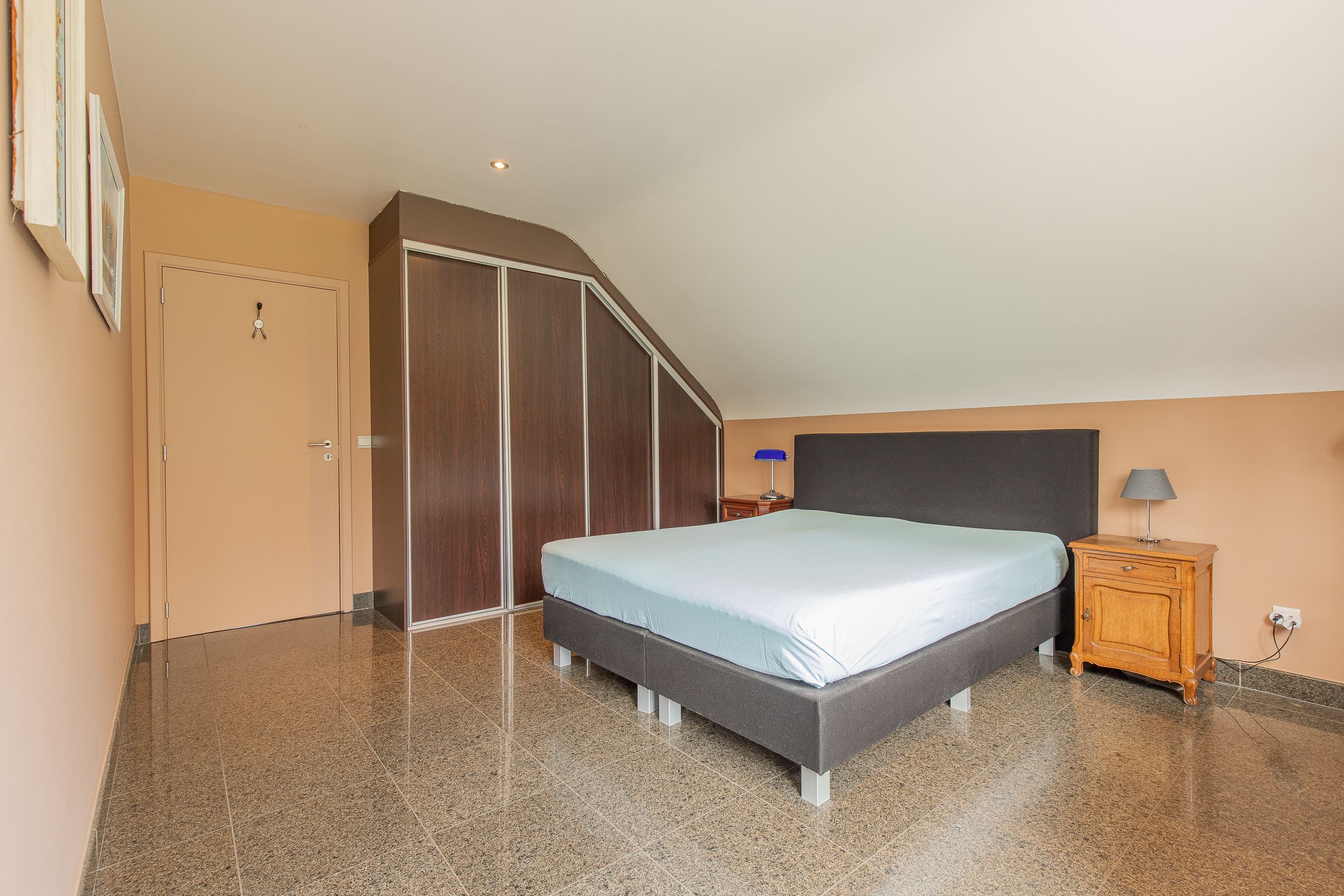 Uitzonderlijk rustig gelegen villa in park - foto 18