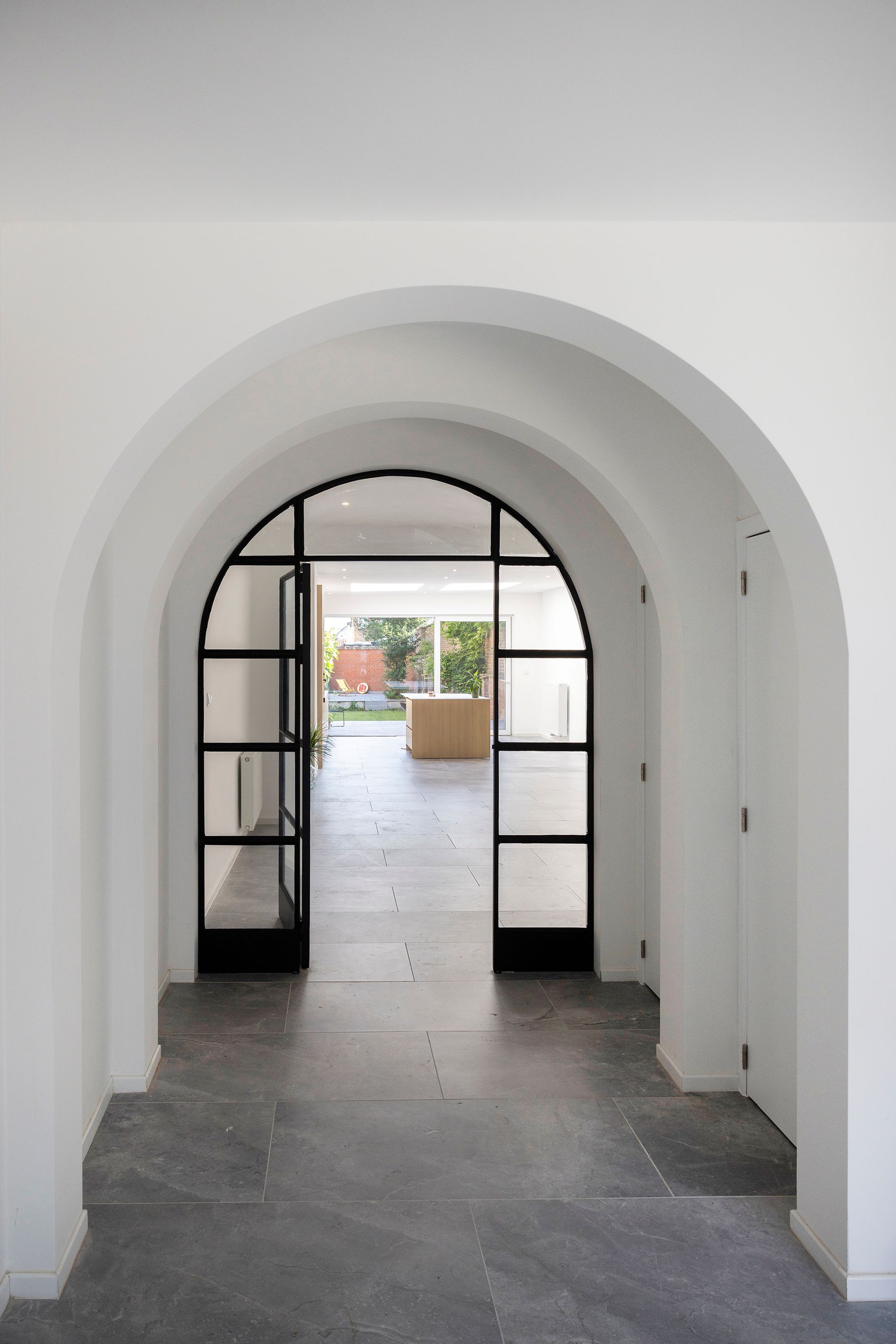Volledig vernieuwde interbellumwoning te koop te Kortrijk - foto 2