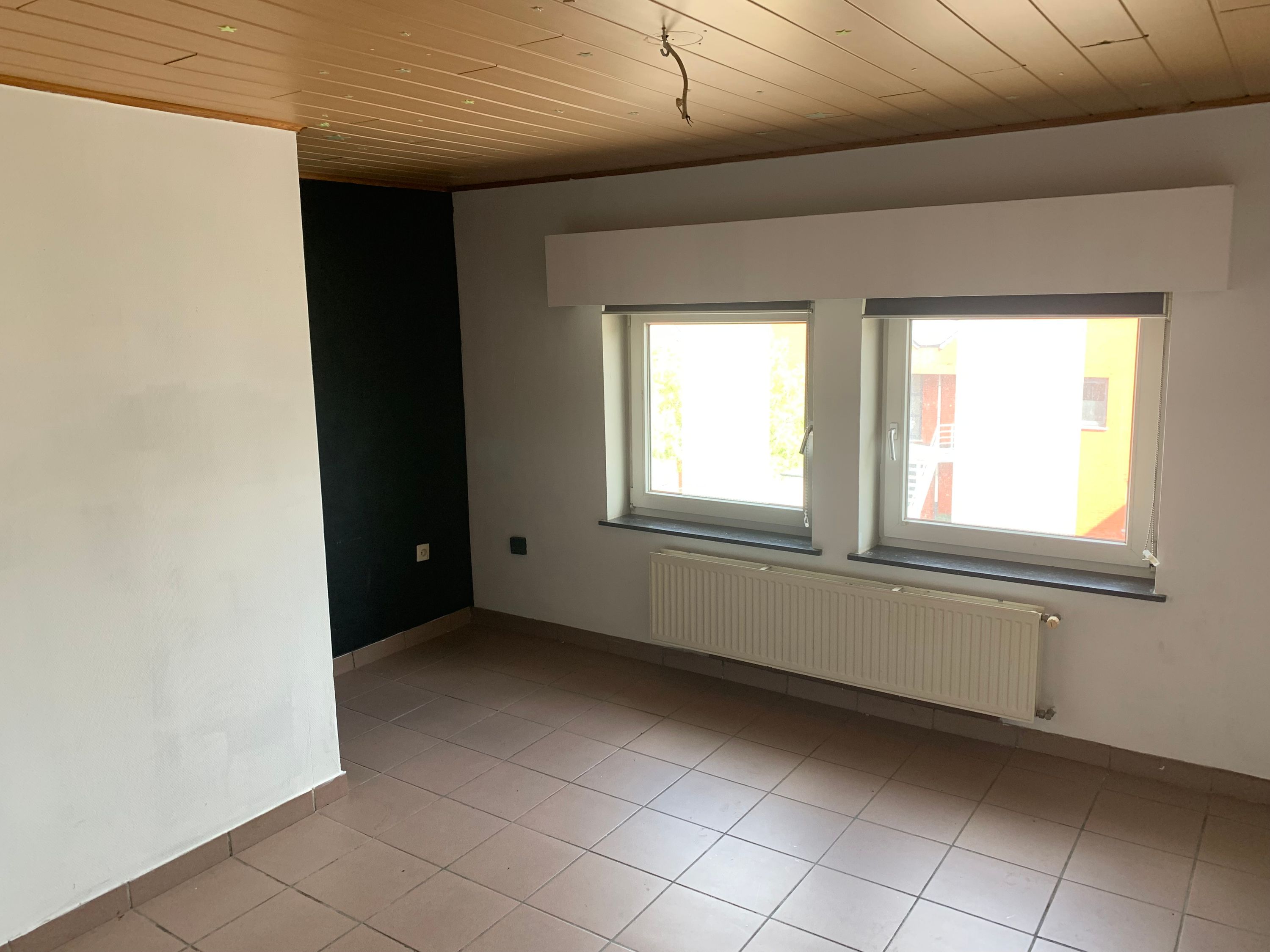 Opbrengsteigendom - 2 appartementen - op te frissen  - foto 3