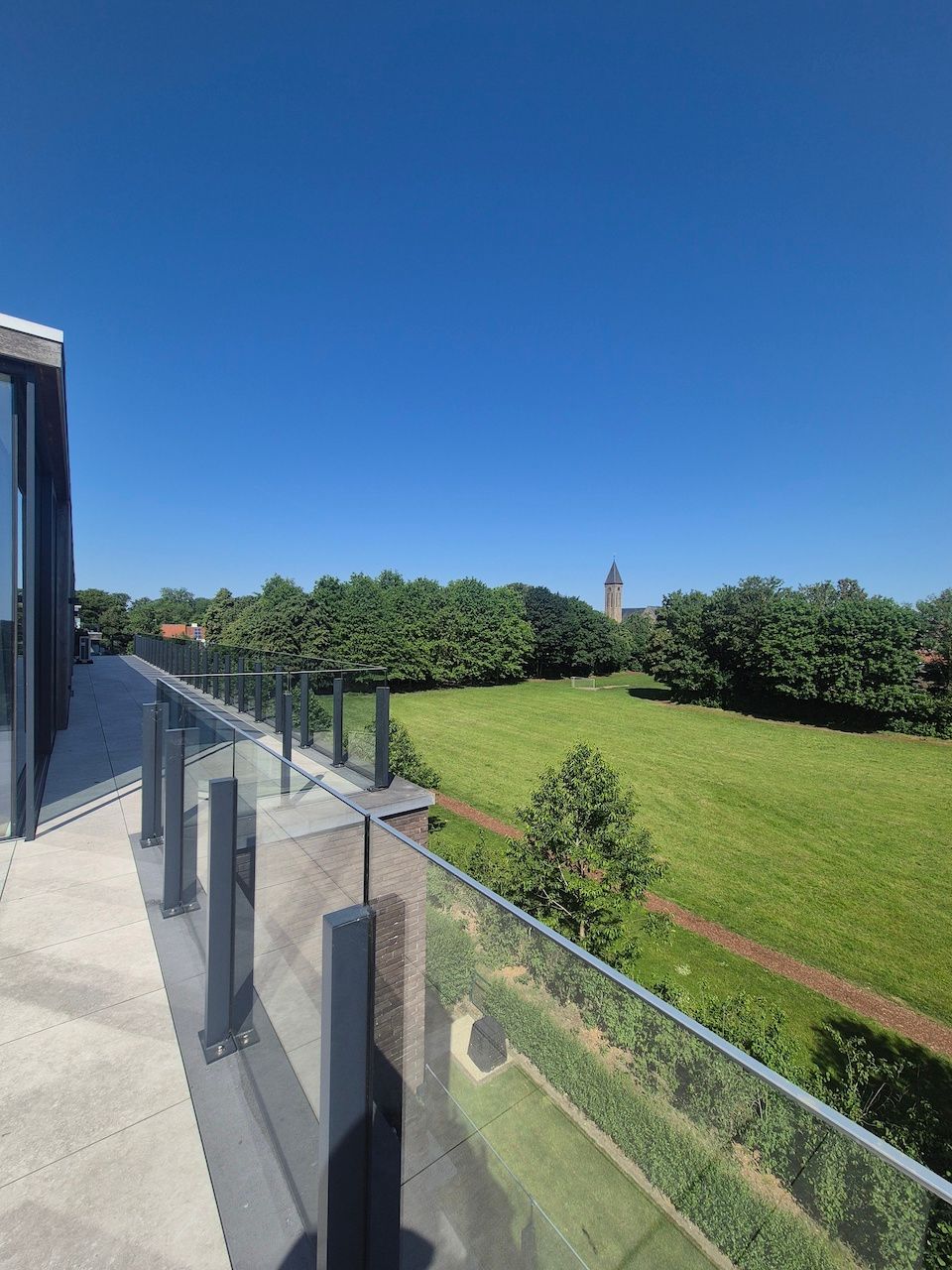 Luxueuze penthouse met panoramisch zich op de Groene Long van Oostrozebeke - foto 2