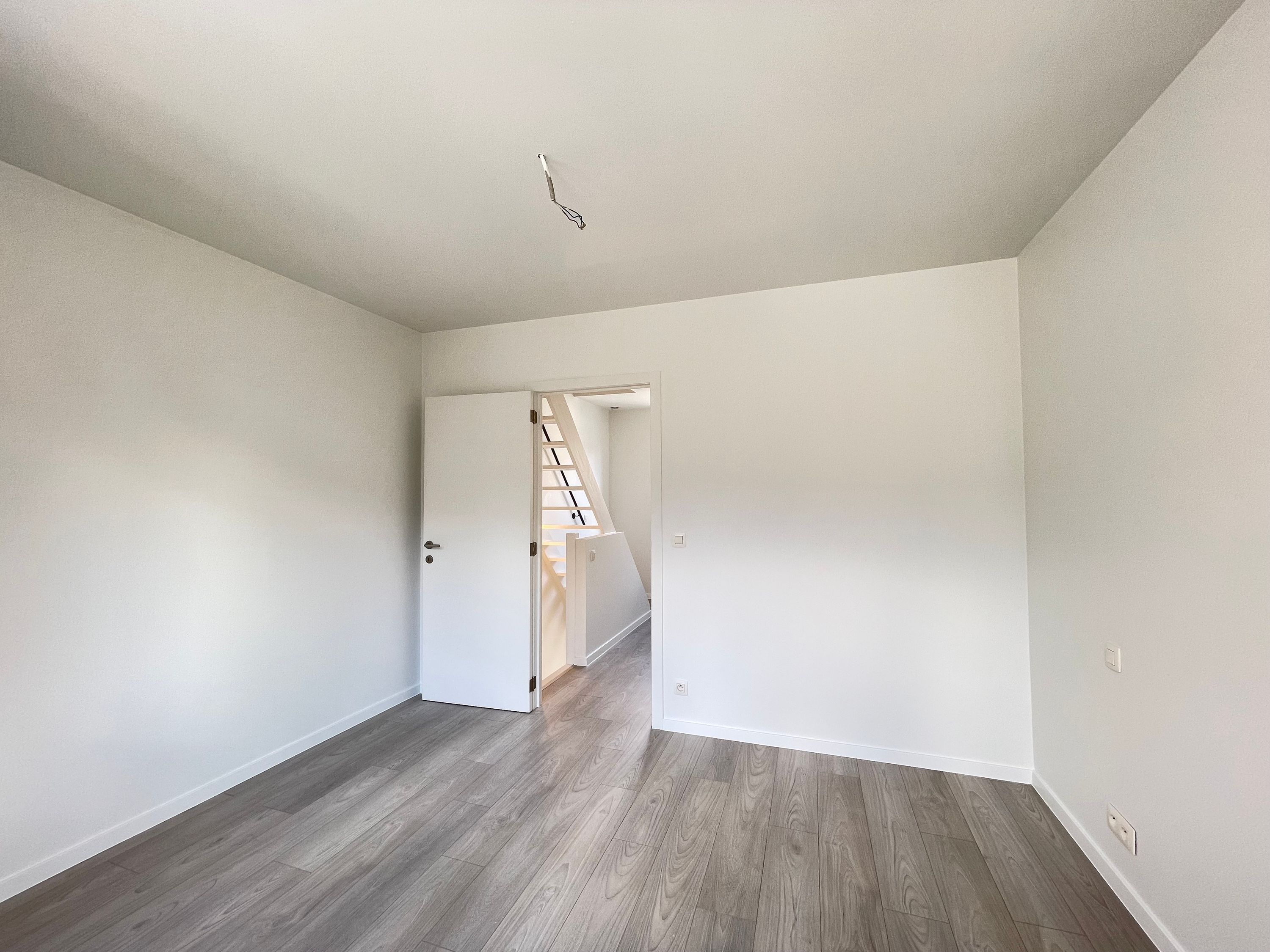 Instapkaart gerenoveerde woning met oostgericht terras nabij station Tienen - foto 6