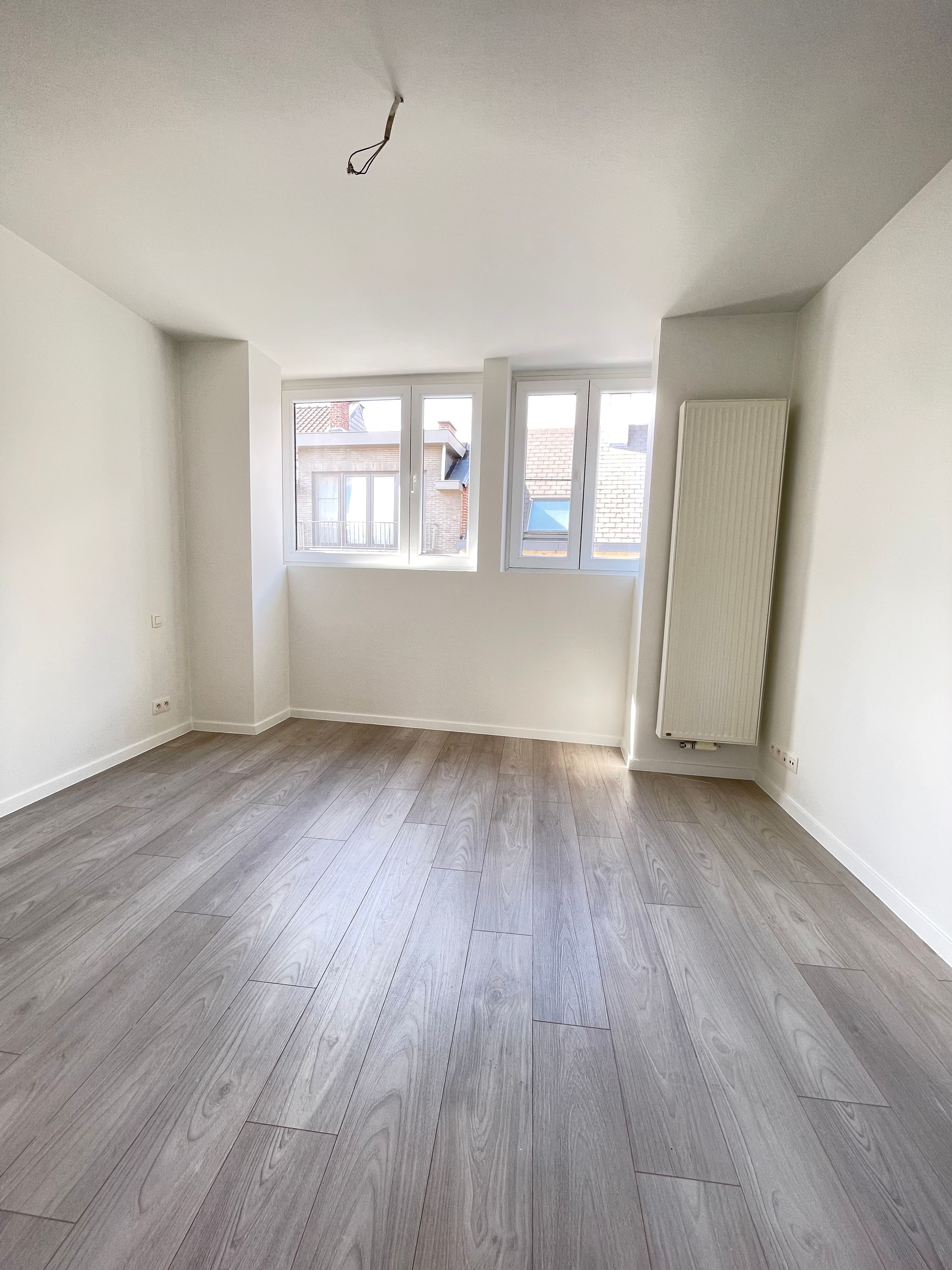 Instapkaart gerenoveerde woning met oostgericht terras nabij station Tienen - foto 7