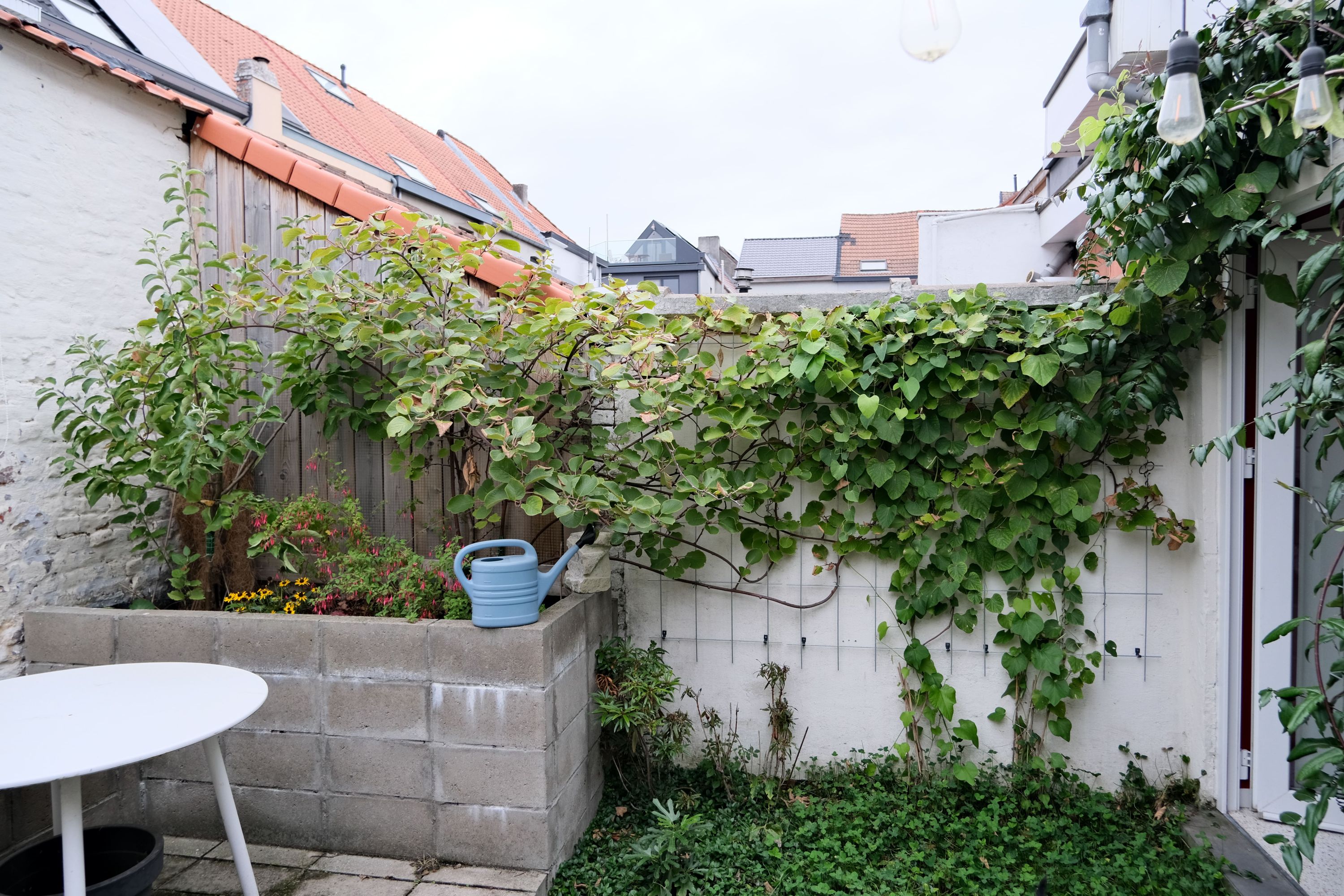 Unieke stadswoning met 2 slpks en stadstuin te Ledeberg - foto 10