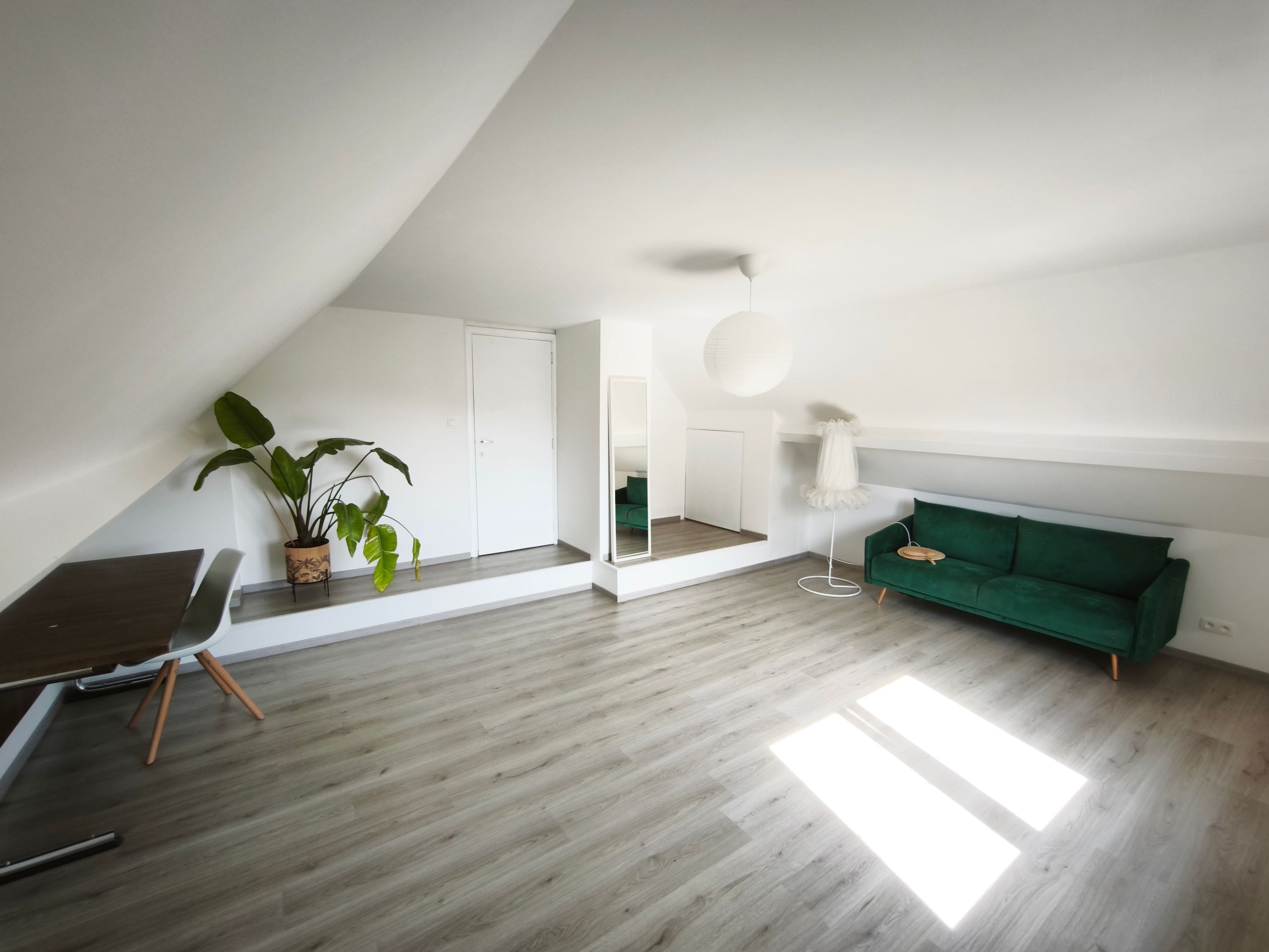 Authentieke gerenoveerde vrijstaande woning met uitzicht - foto 4